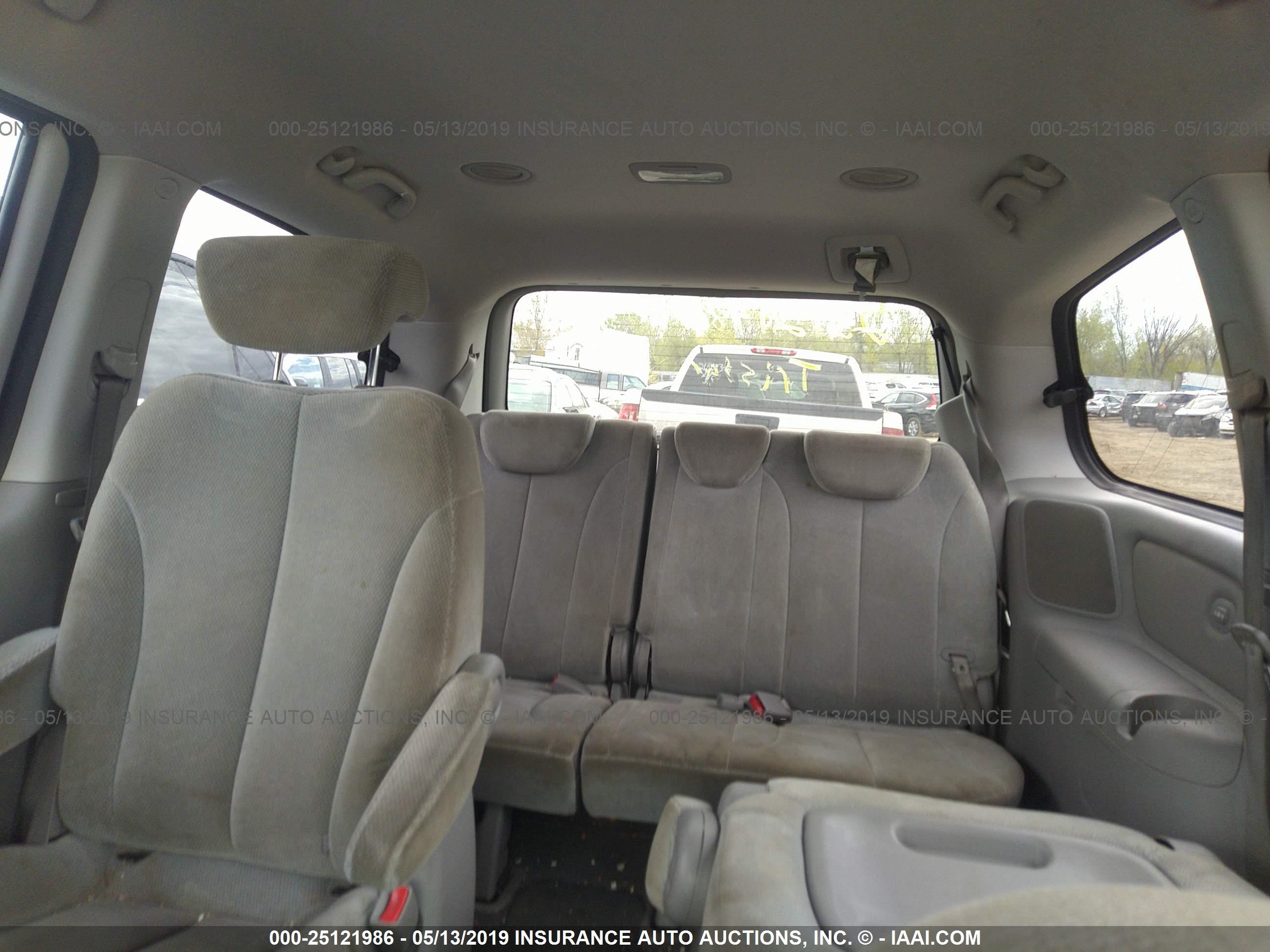 Photo 7 VIN: KNDMB233186202061 - KIA SEDONA 