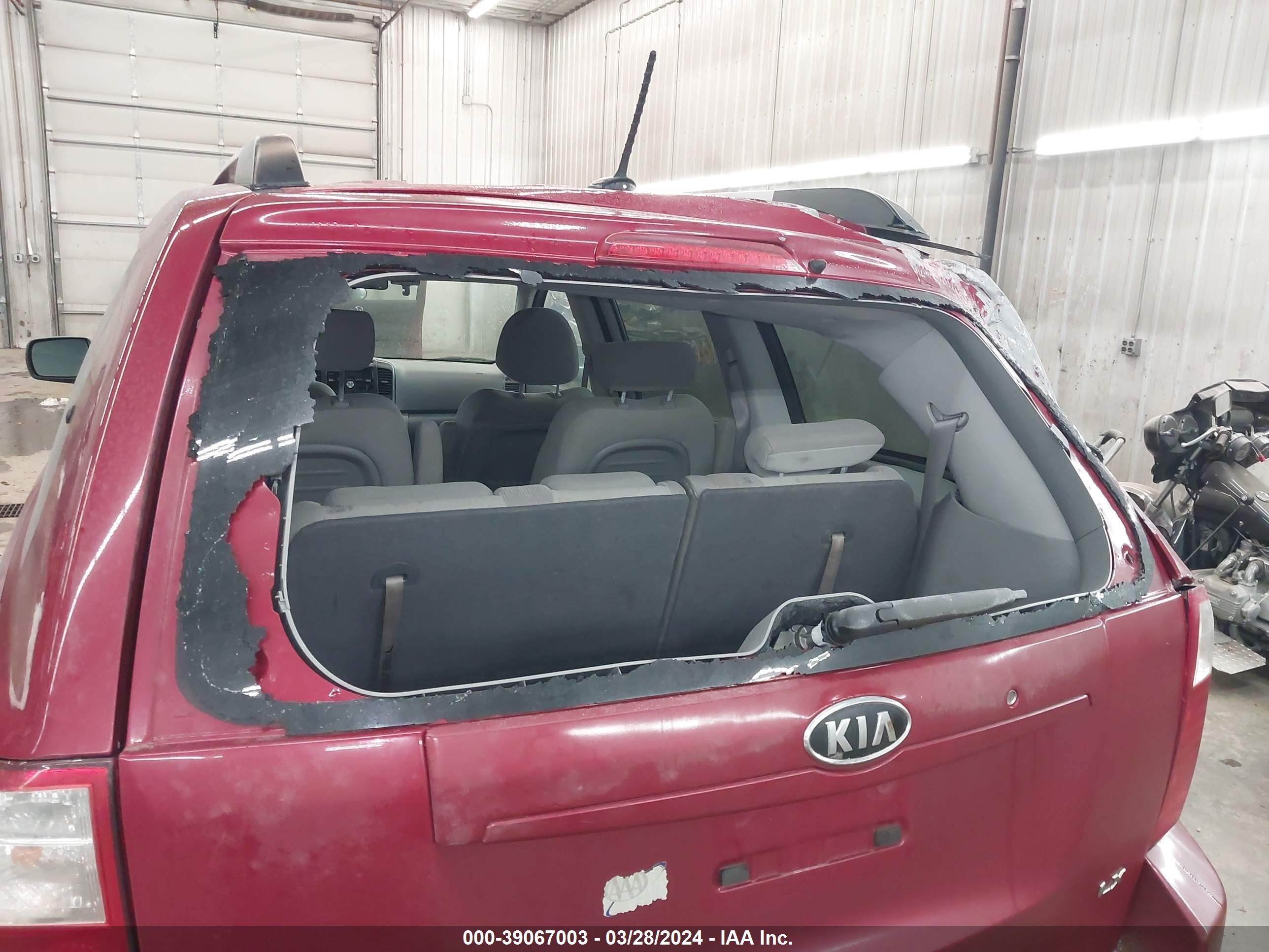 Photo 5 VIN: KNDMB233196300508 - KIA SEDONA 