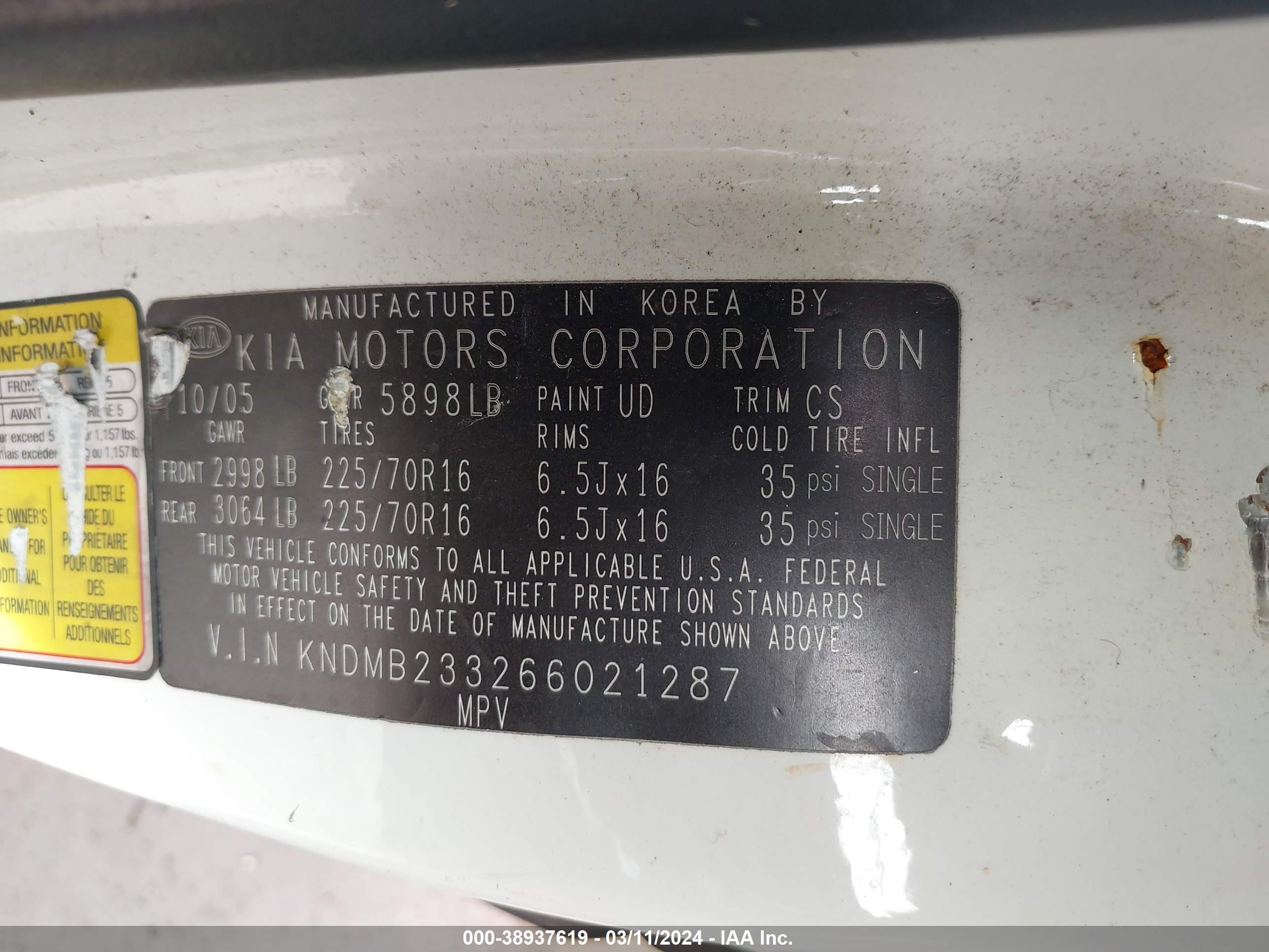 Photo 8 VIN: KNDMB233266021287 - KIA SEDONA 