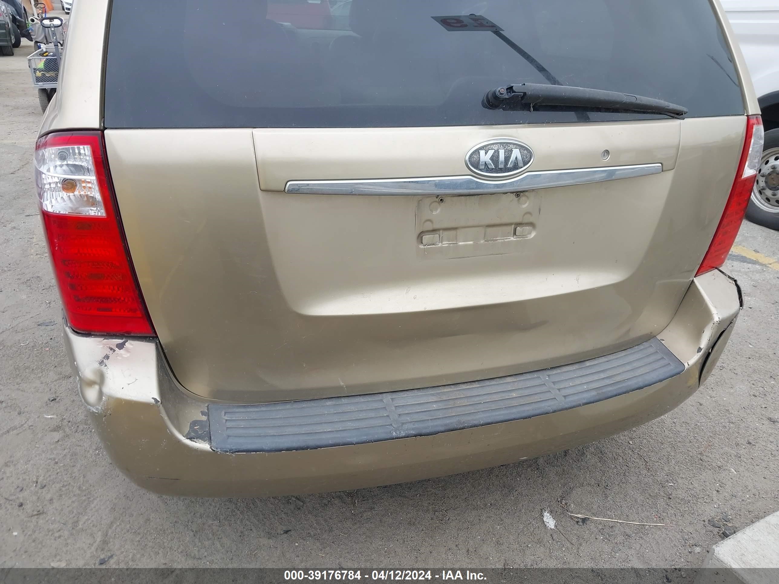 Photo 5 VIN: KNDMB233266036534 - KIA SEDONA 