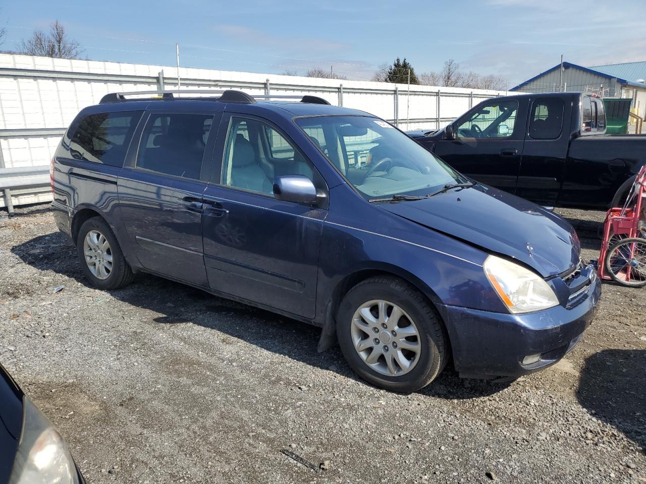 Photo 3 VIN: KNDMB233286264911 - KIA SEDONA 