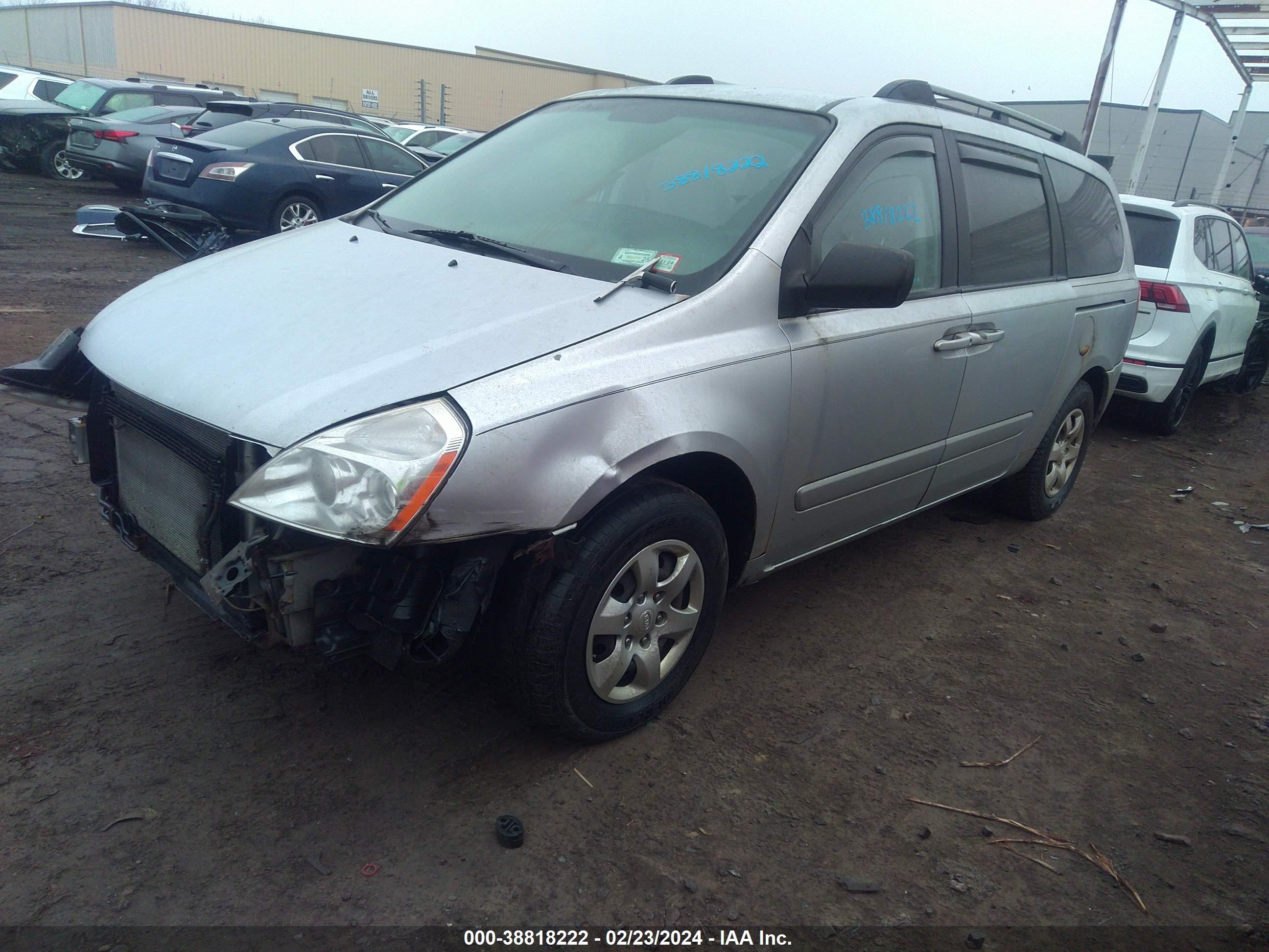 Photo 1 VIN: KNDMB233296272198 - KIA SEDONA 