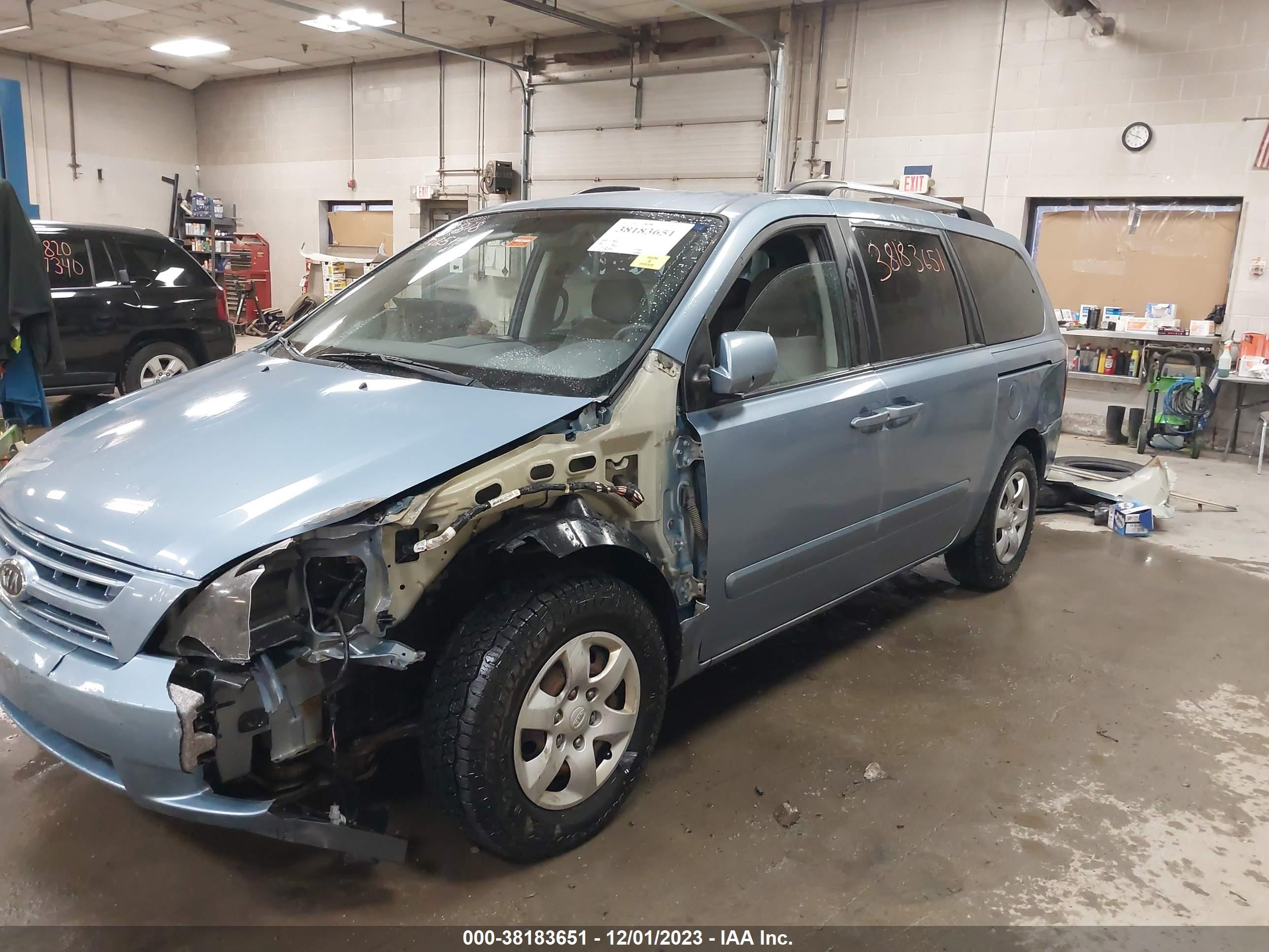 Photo 5 VIN: KNDMB233296298221 - KIA SEDONA 