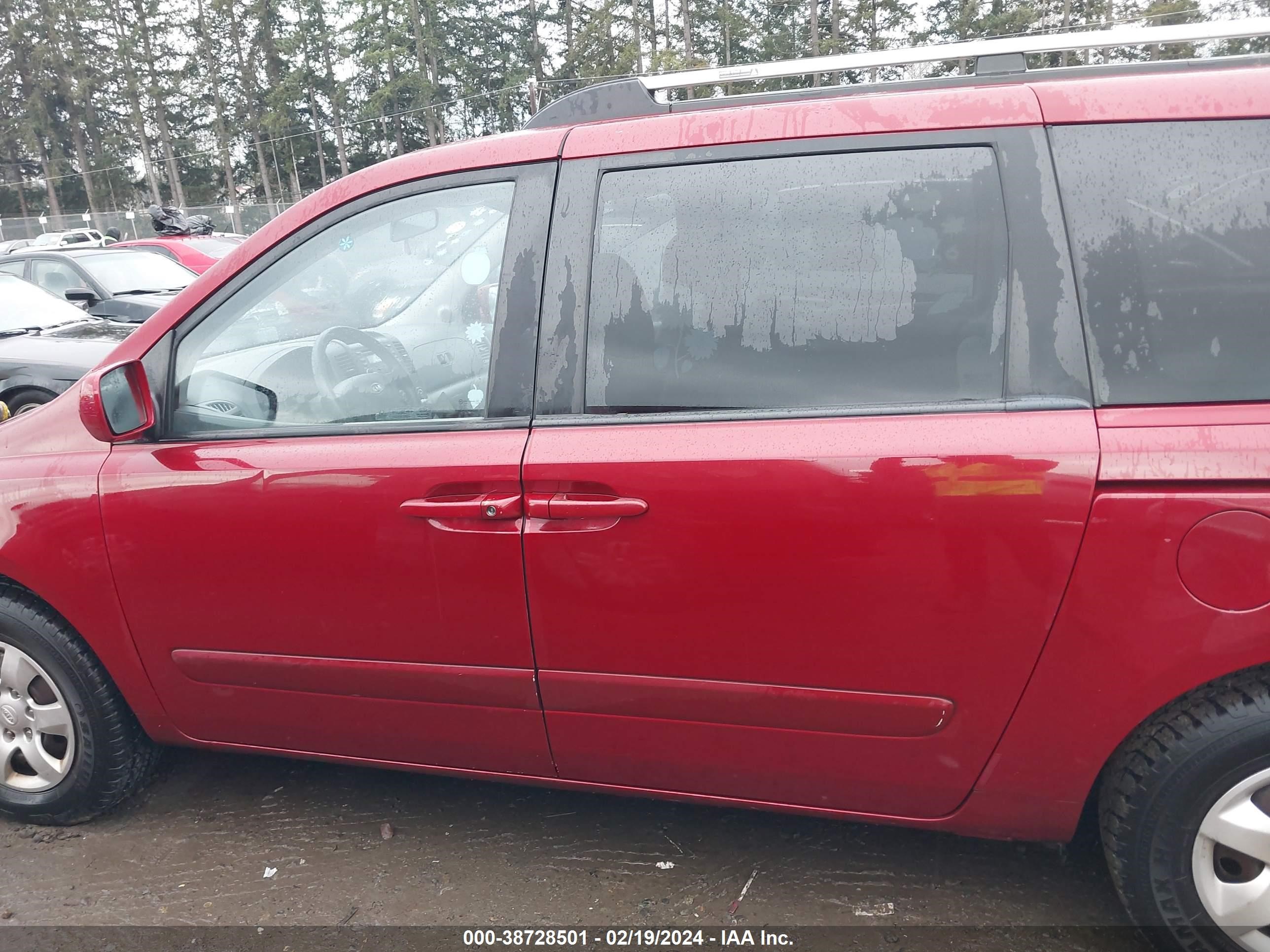 Photo 14 VIN: KNDMB233386226992 - KIA SEDONA 