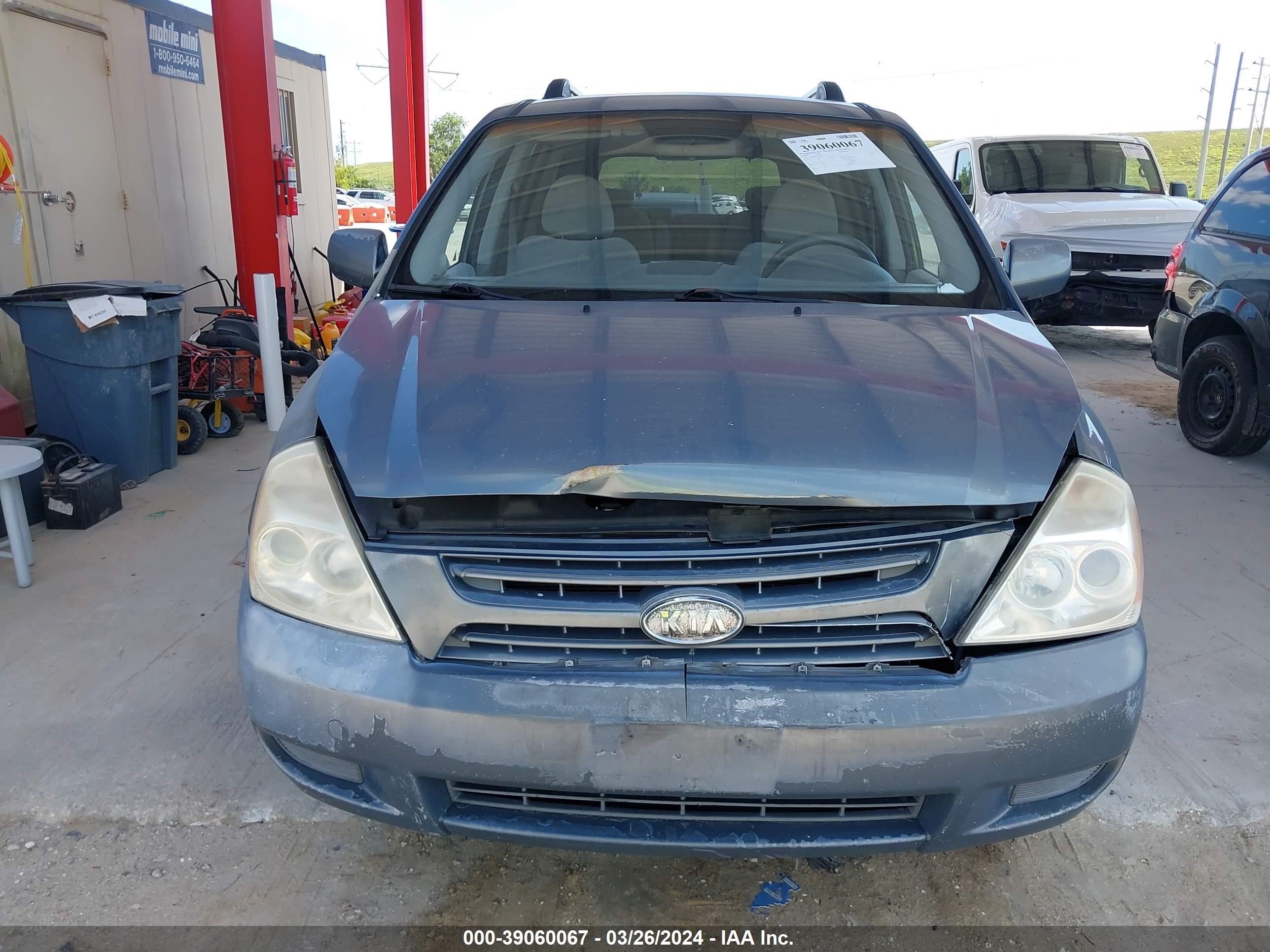 Photo 11 VIN: KNDMB233396271254 - KIA SEDONA 