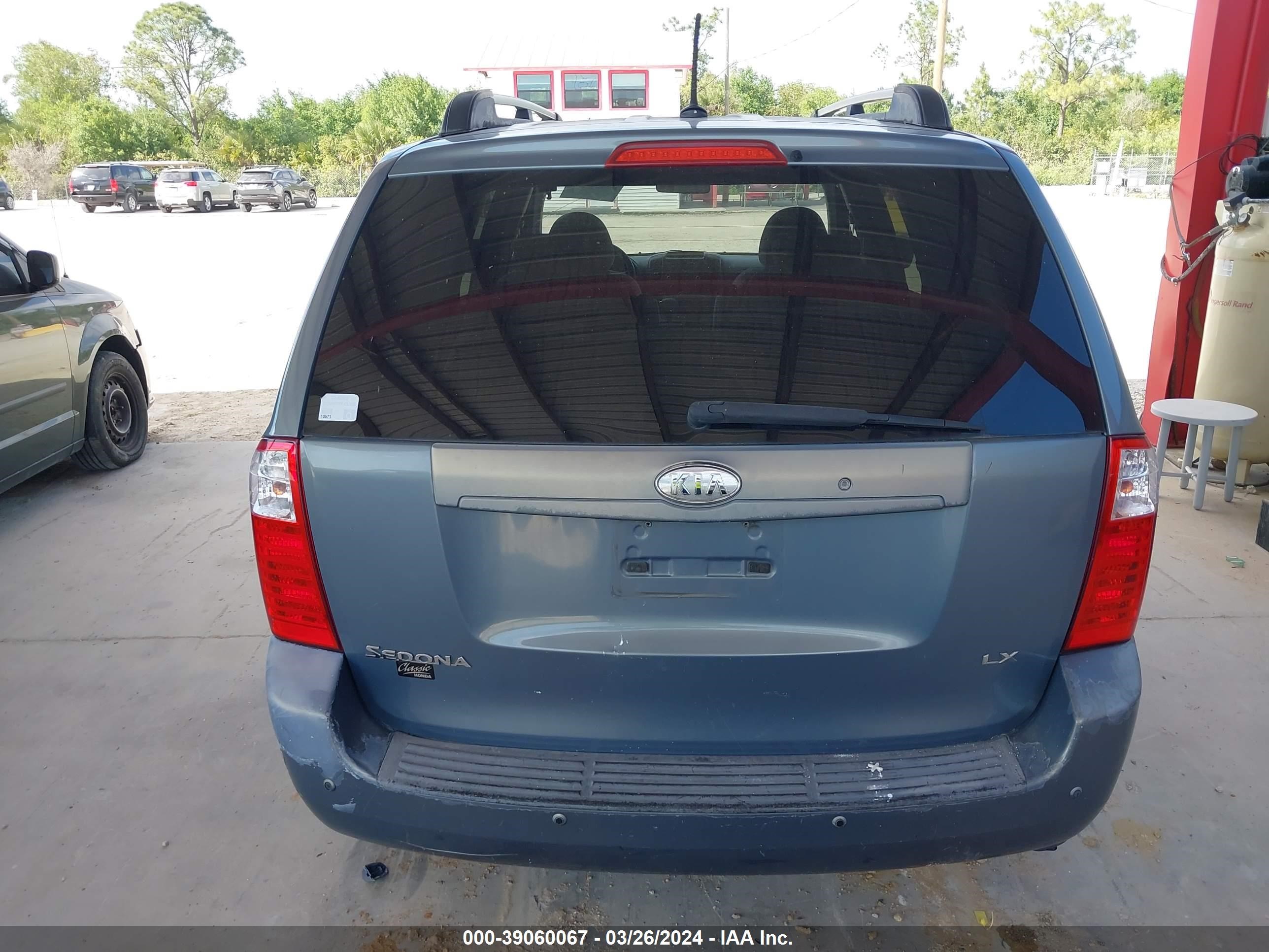 Photo 15 VIN: KNDMB233396271254 - KIA SEDONA 