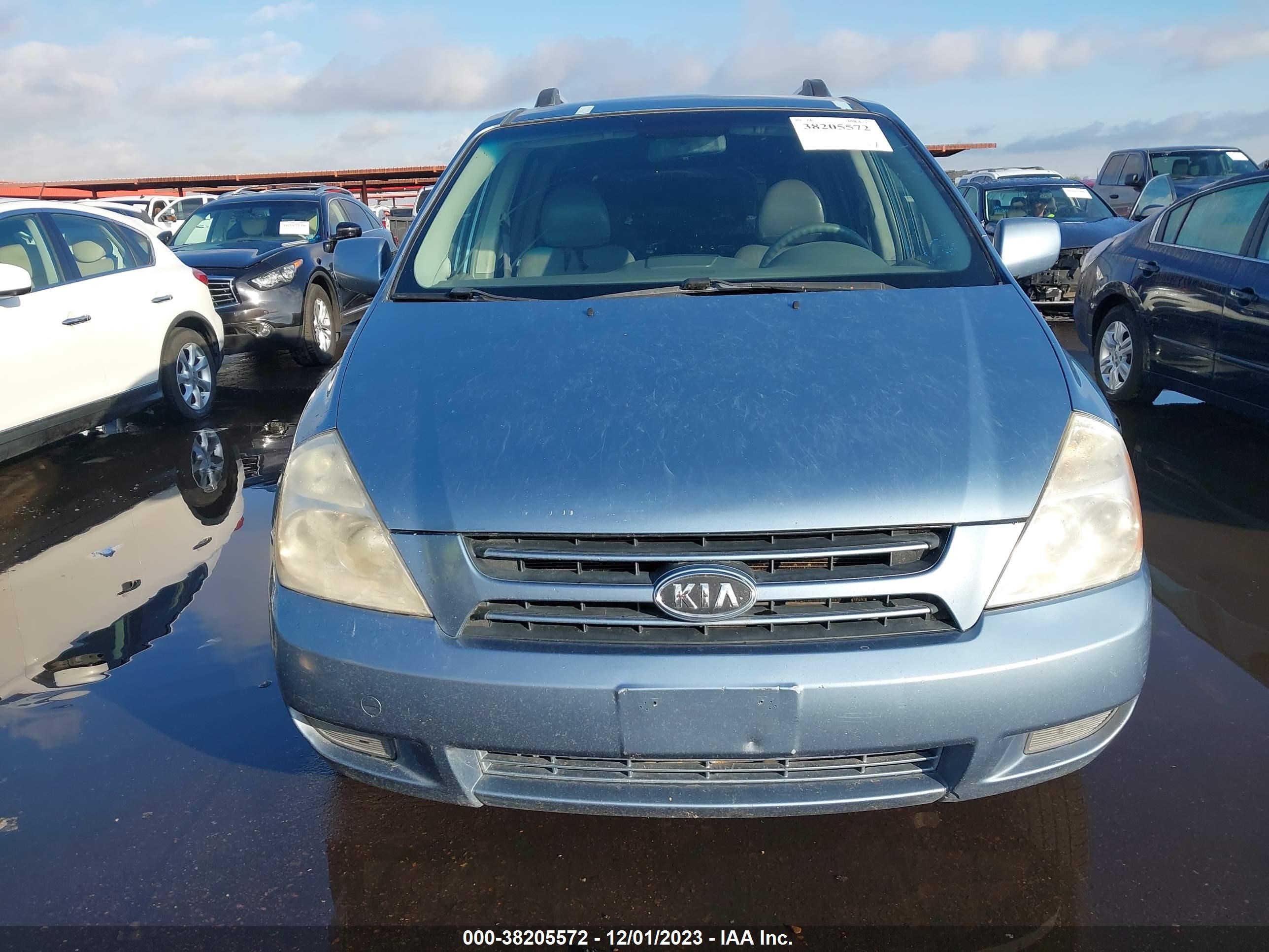 Photo 12 VIN: KNDMB233466088912 - KIA SEDONA 