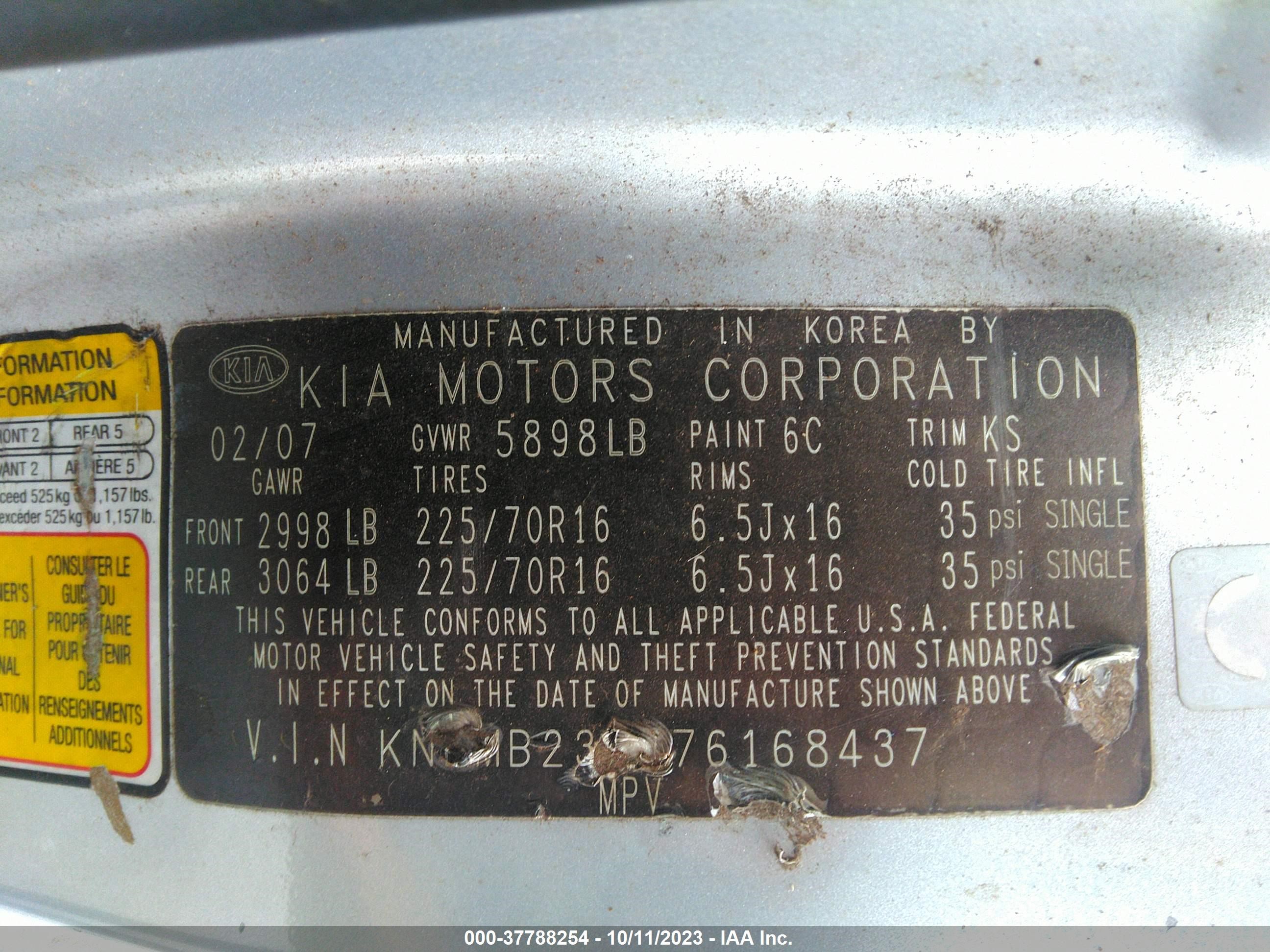 Photo 8 VIN: KNDMB233476168437 - KIA SEDONA 