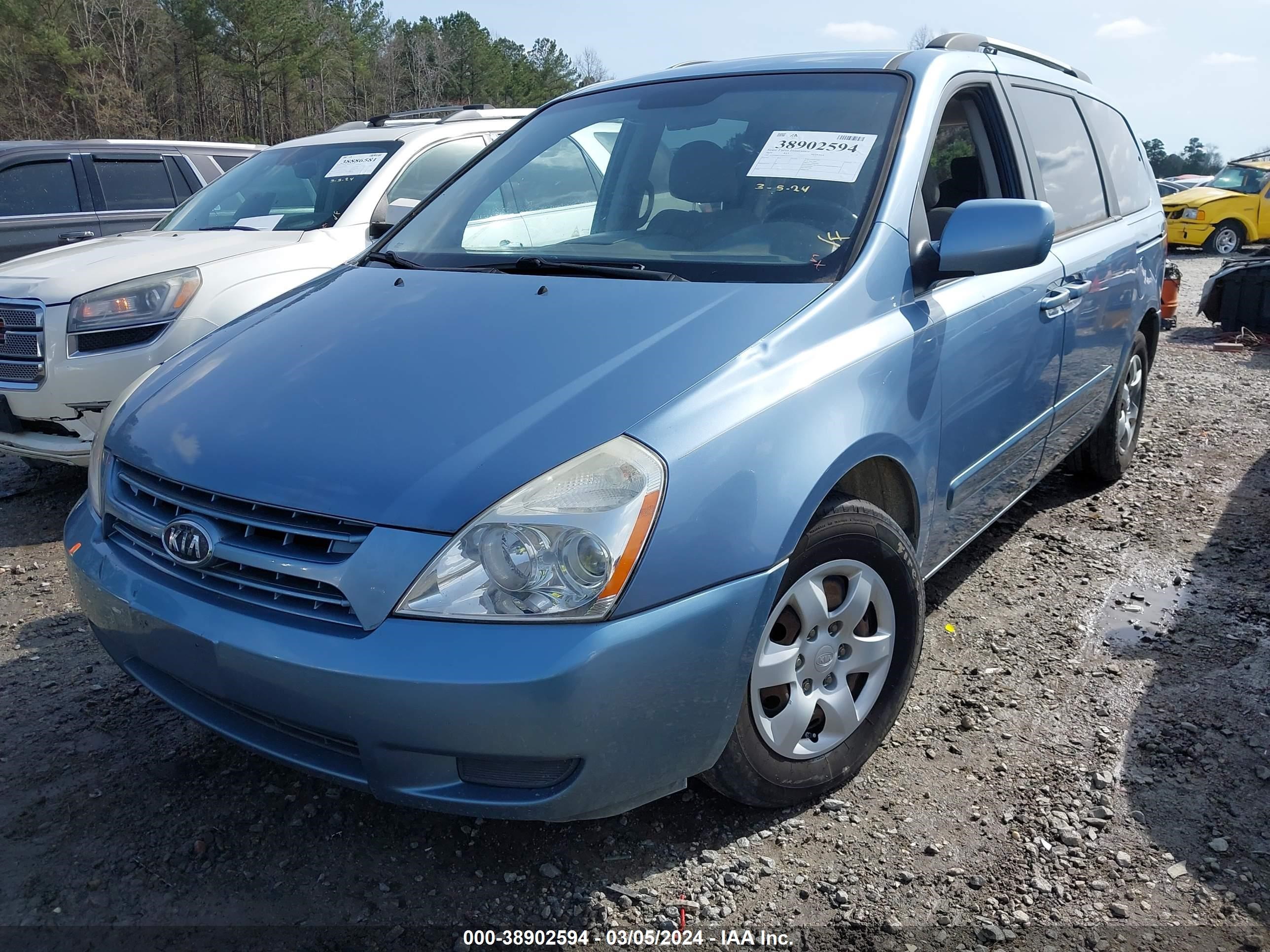 Photo 1 VIN: KNDMB233496313317 - KIA SEDONA 