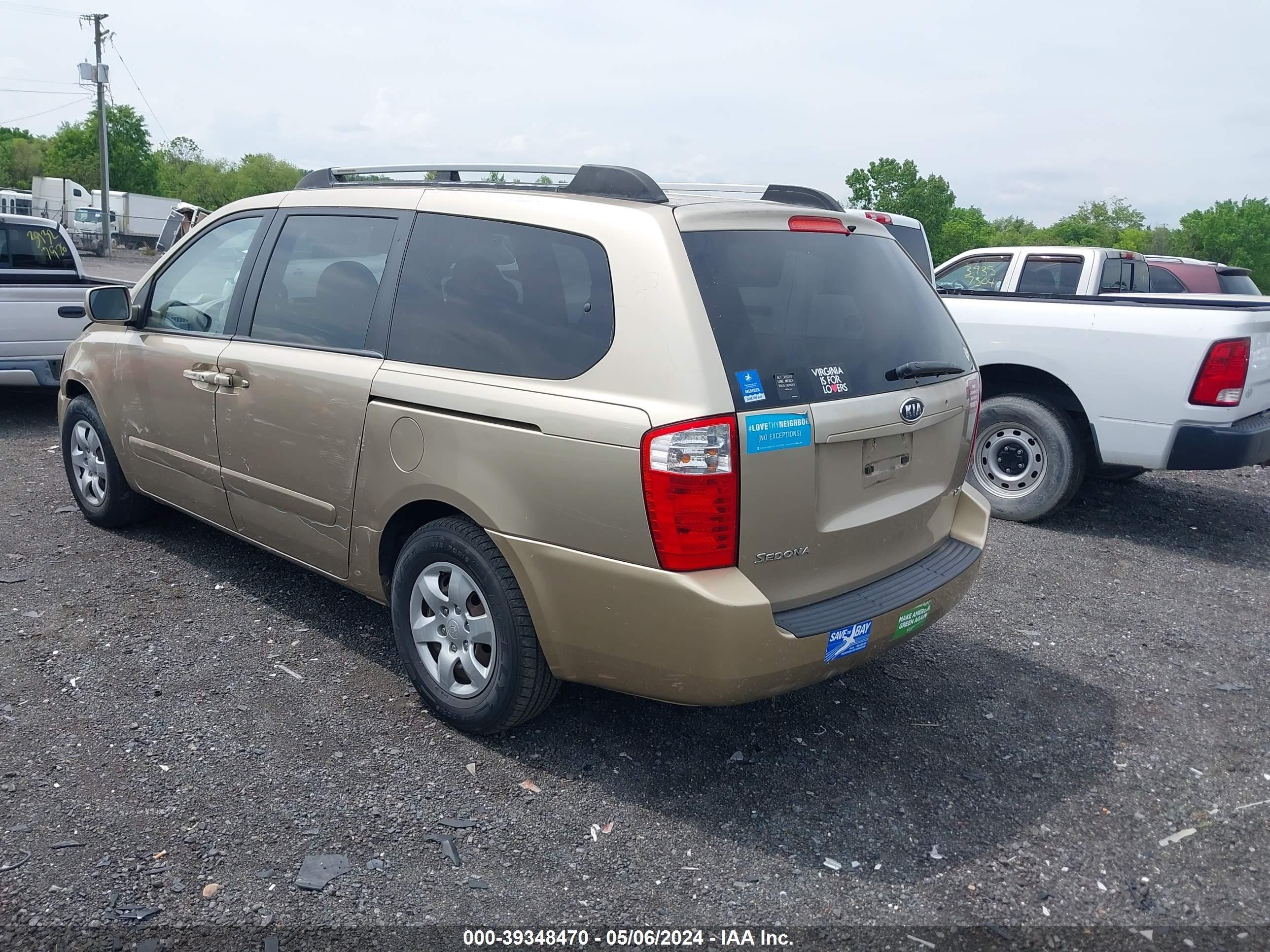 Photo 2 VIN: KNDMB233576104732 - KIA SEDONA 