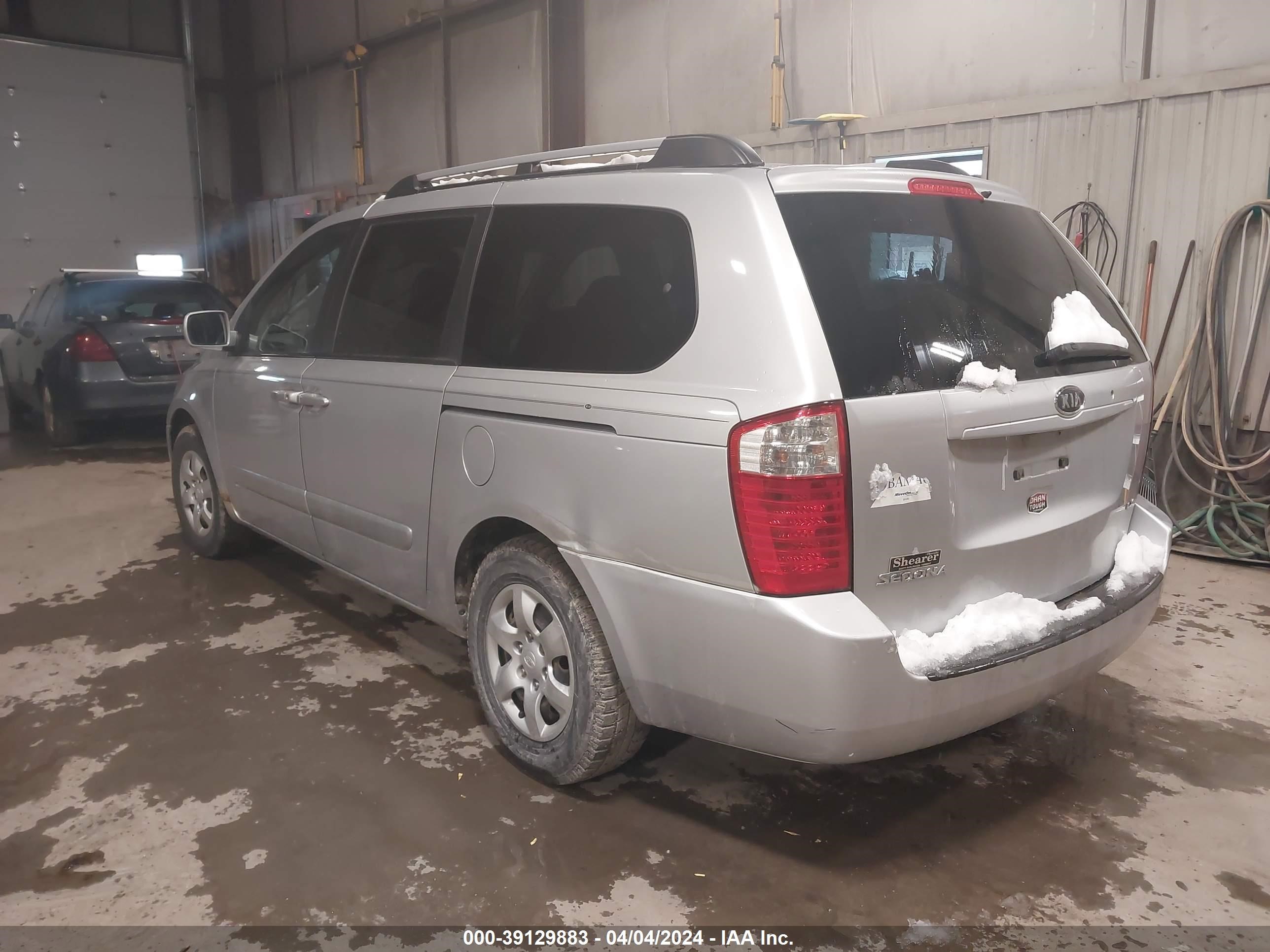 Photo 2 VIN: KNDMB233586202709 - KIA SEDONA 