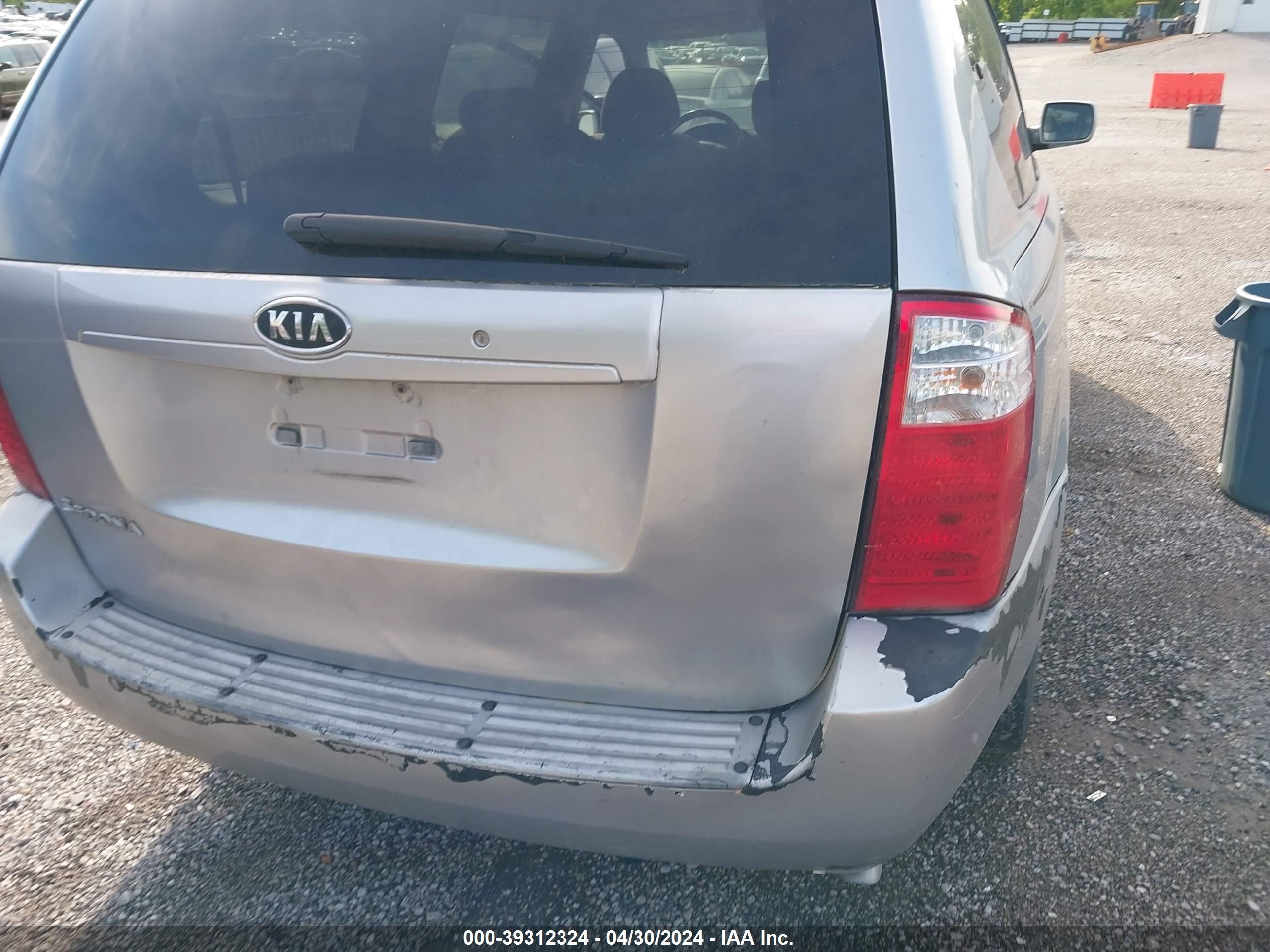 Photo 12 VIN: KNDMB233596278772 - KIA SEDONA 