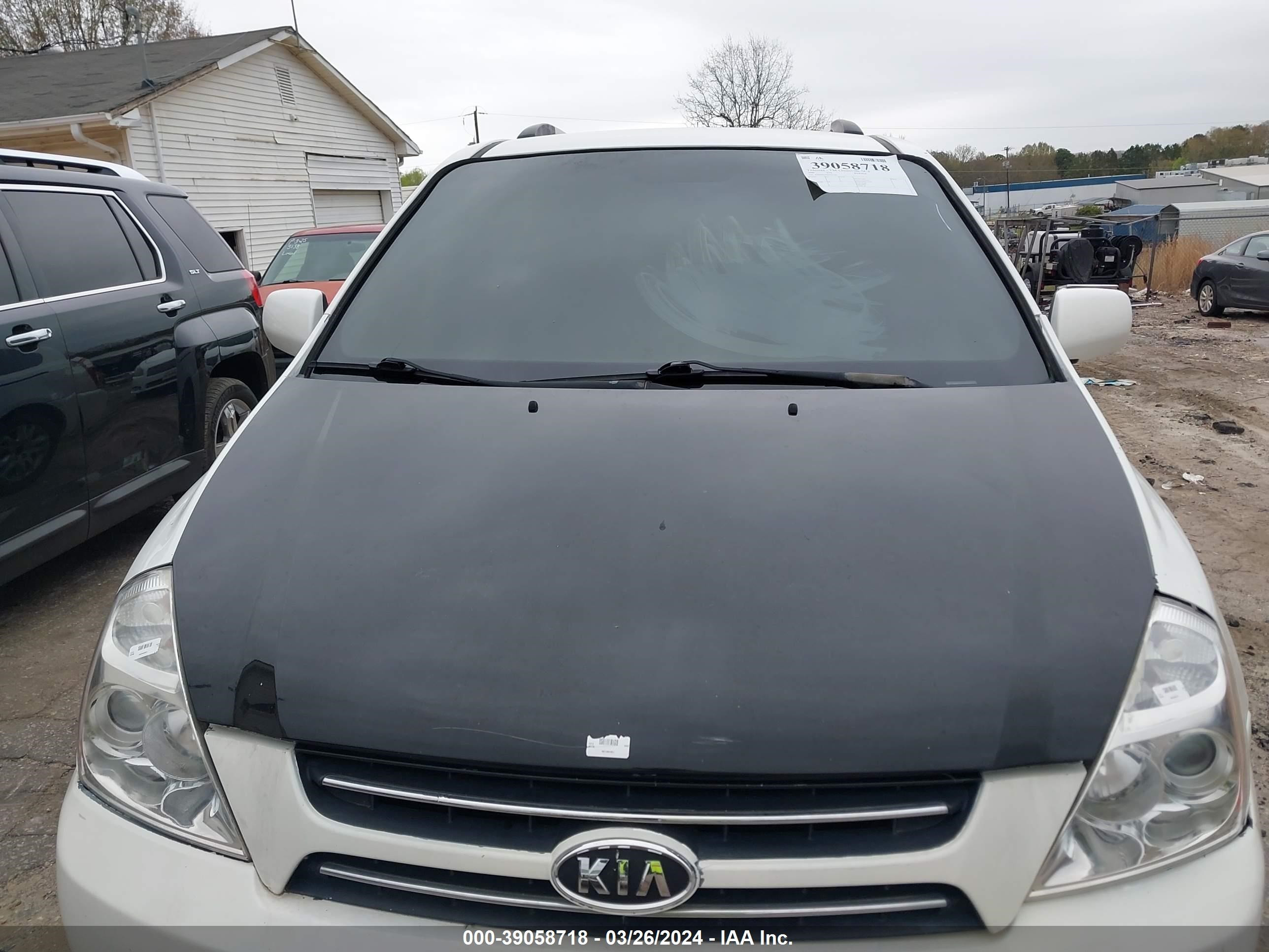 Photo 5 VIN: KNDMB233696311763 - KIA SEDONA 