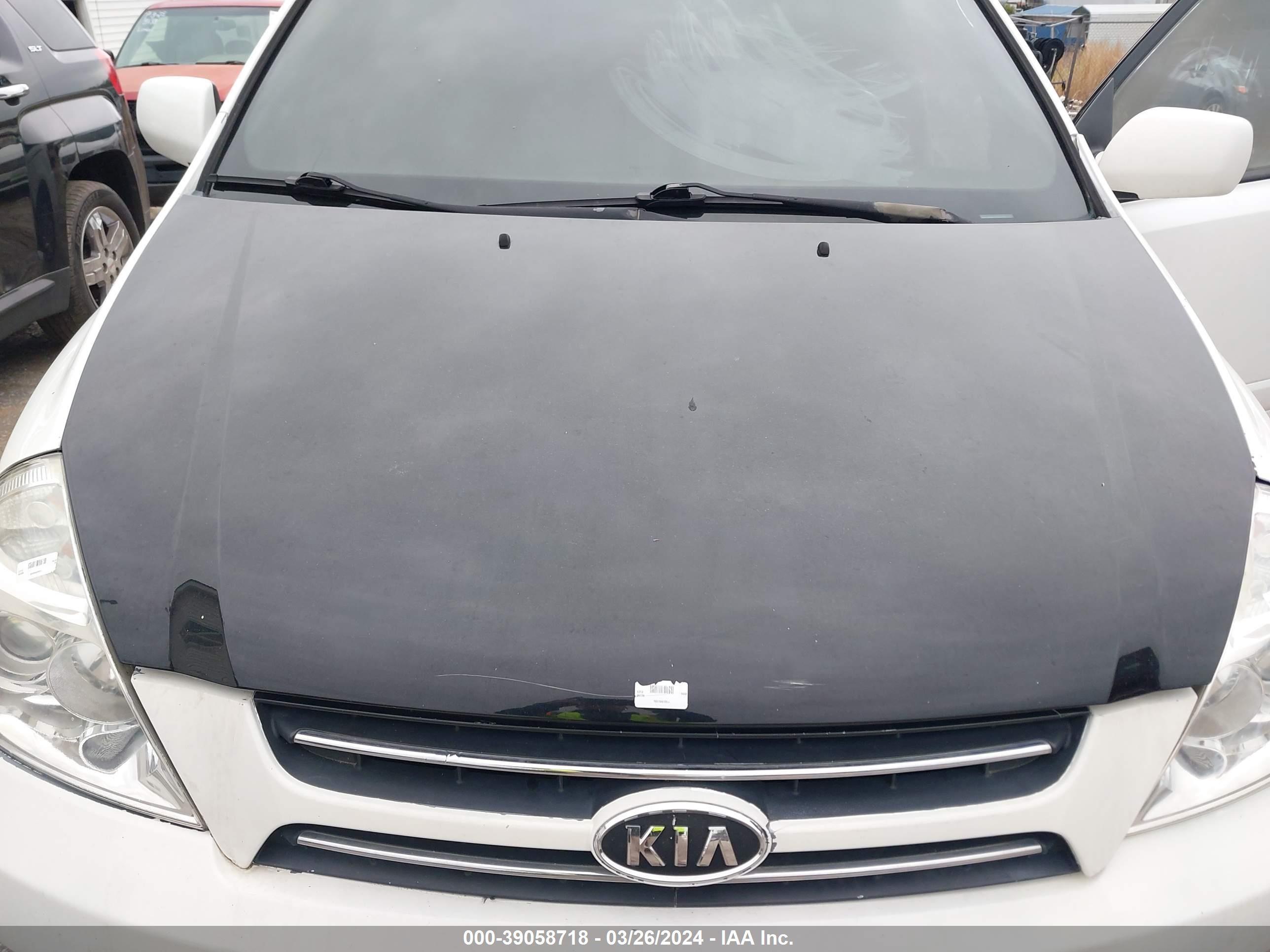 Photo 9 VIN: KNDMB233696311763 - KIA SEDONA 