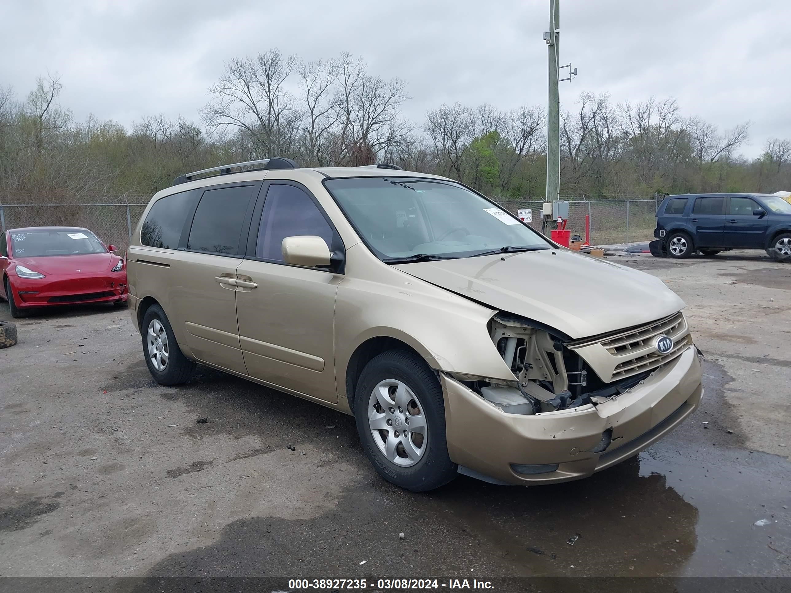 Photo 0 VIN: KNDMB233896273145 - KIA SEDONA 