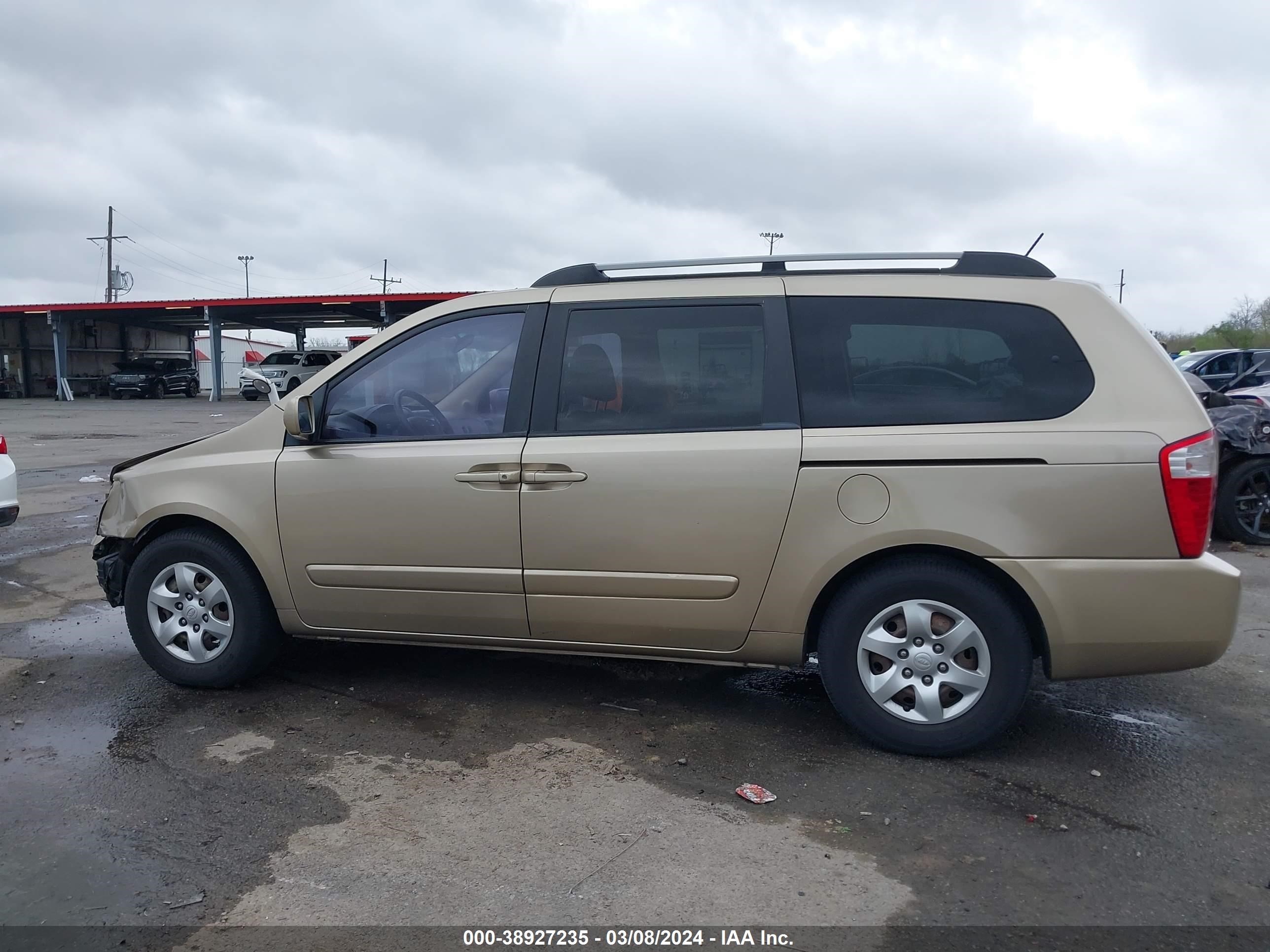 Photo 14 VIN: KNDMB233896273145 - KIA SEDONA 