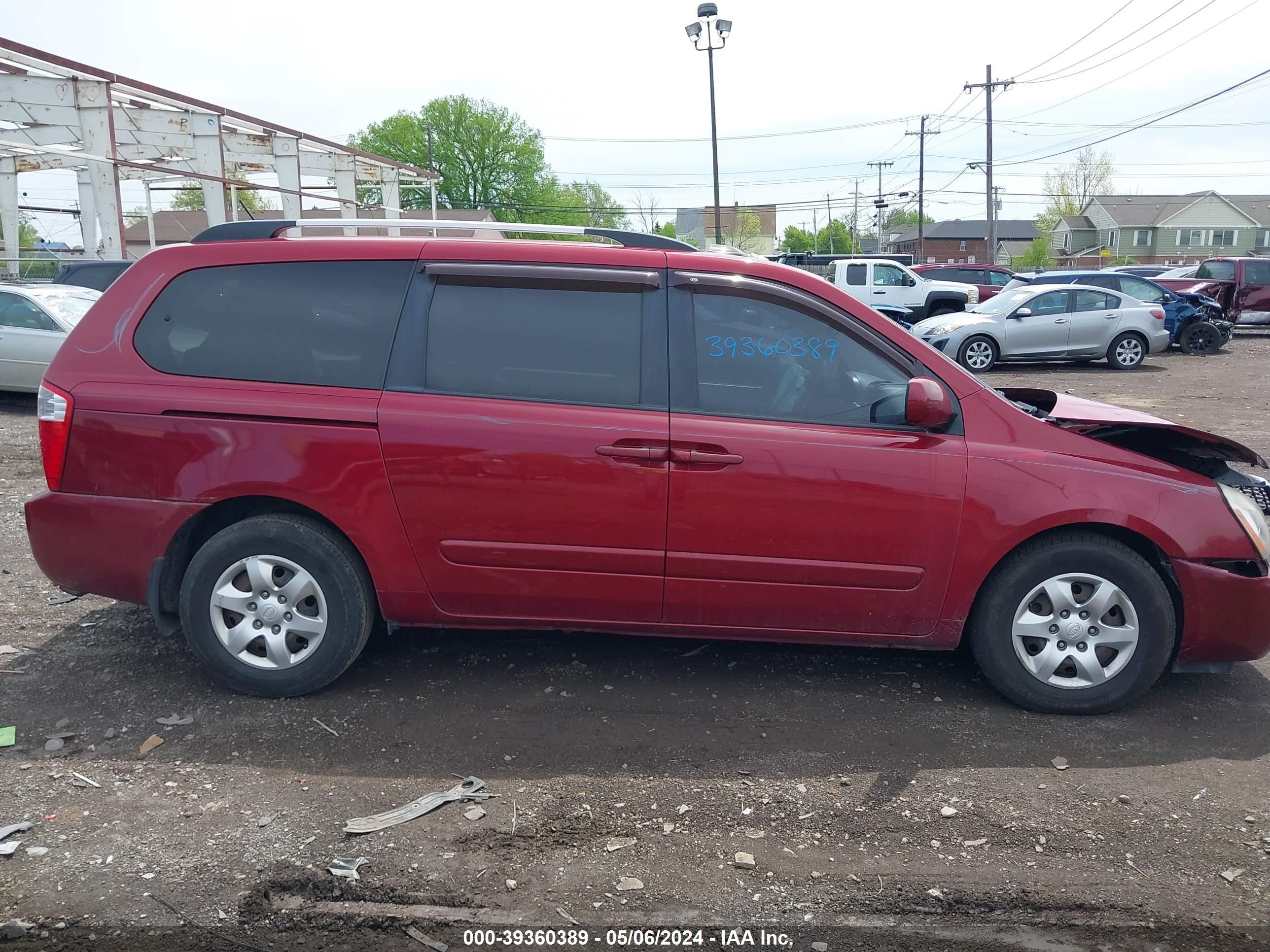 Photo 12 VIN: KNDMB233896310369 - KIA SEDONA 