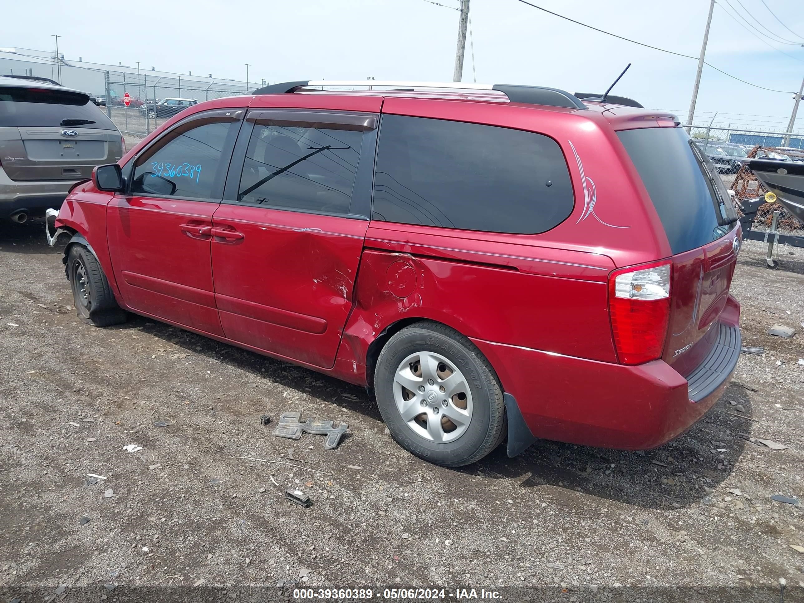 Photo 2 VIN: KNDMB233896310369 - KIA SEDONA 