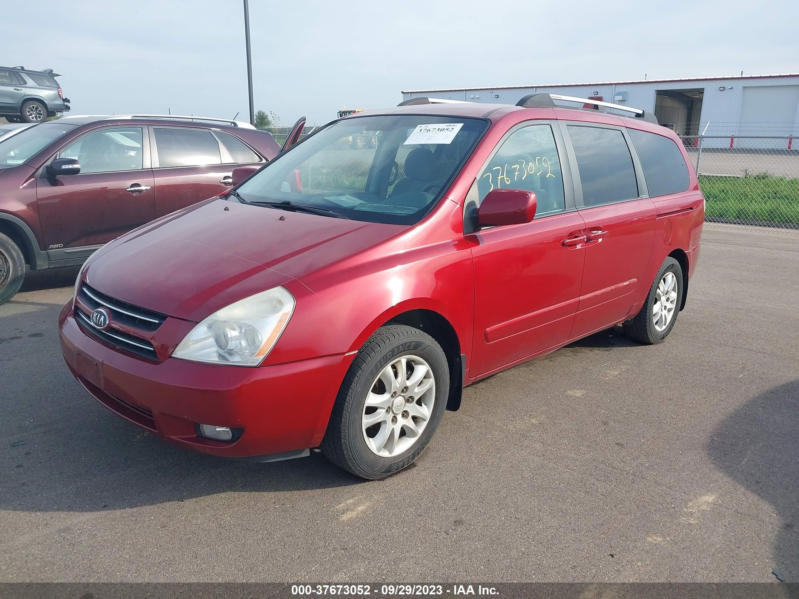 Photo 1 VIN: KNDMB233966023702 - KIA SEDONA 