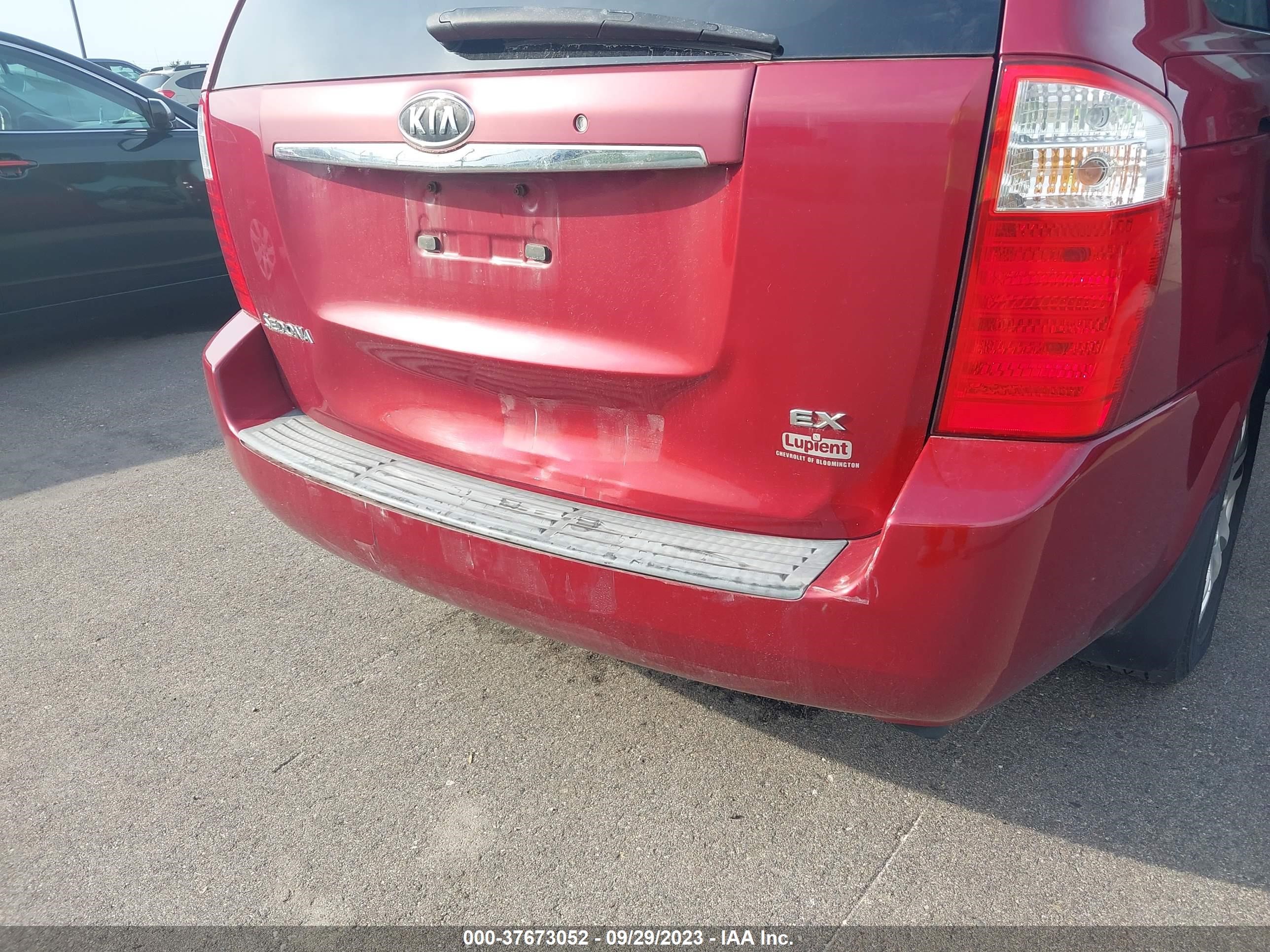 Photo 5 VIN: KNDMB233966023702 - KIA SEDONA 