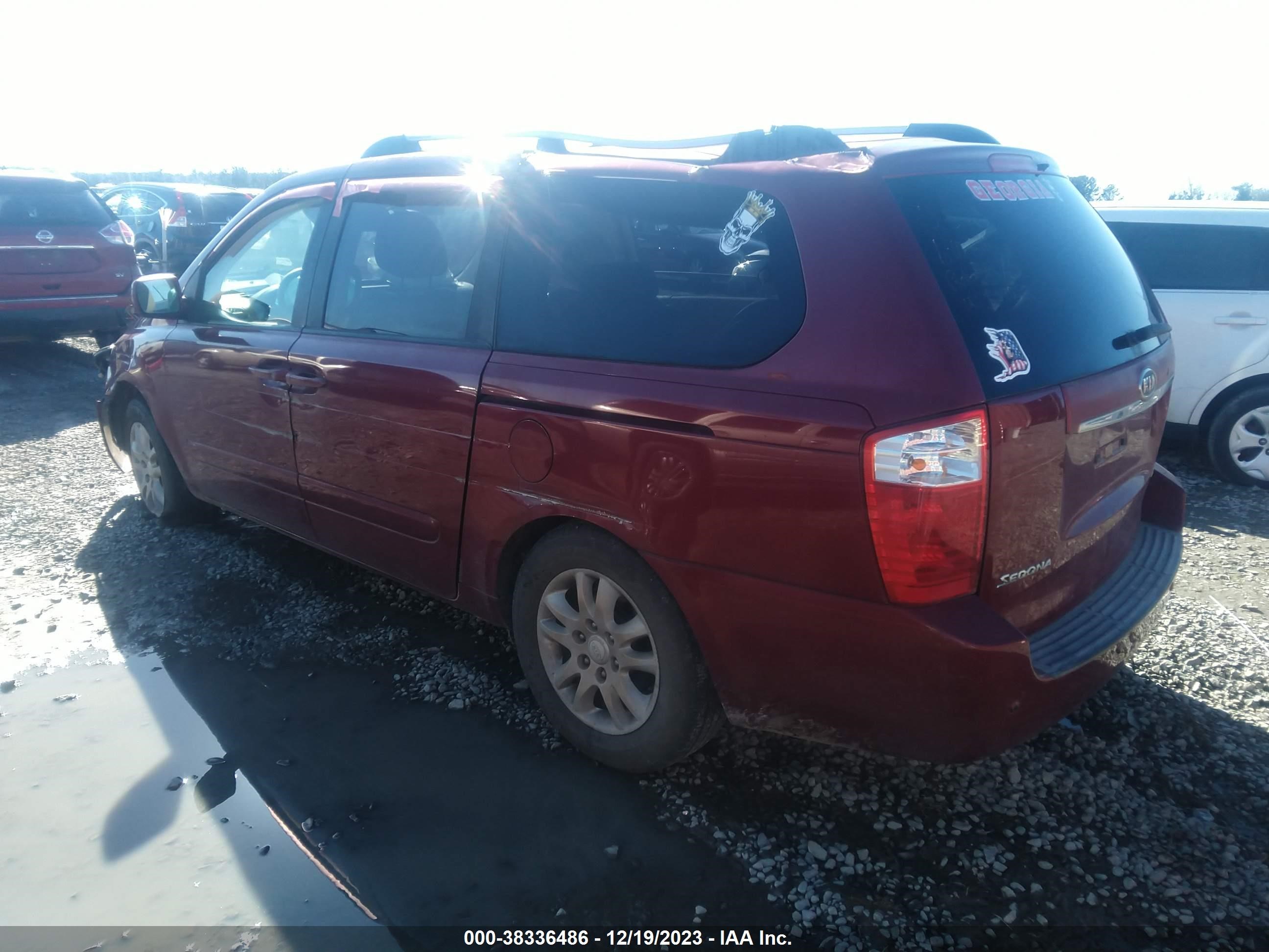 Photo 2 VIN: KNDMB233966067036 - KIA SEDONA 