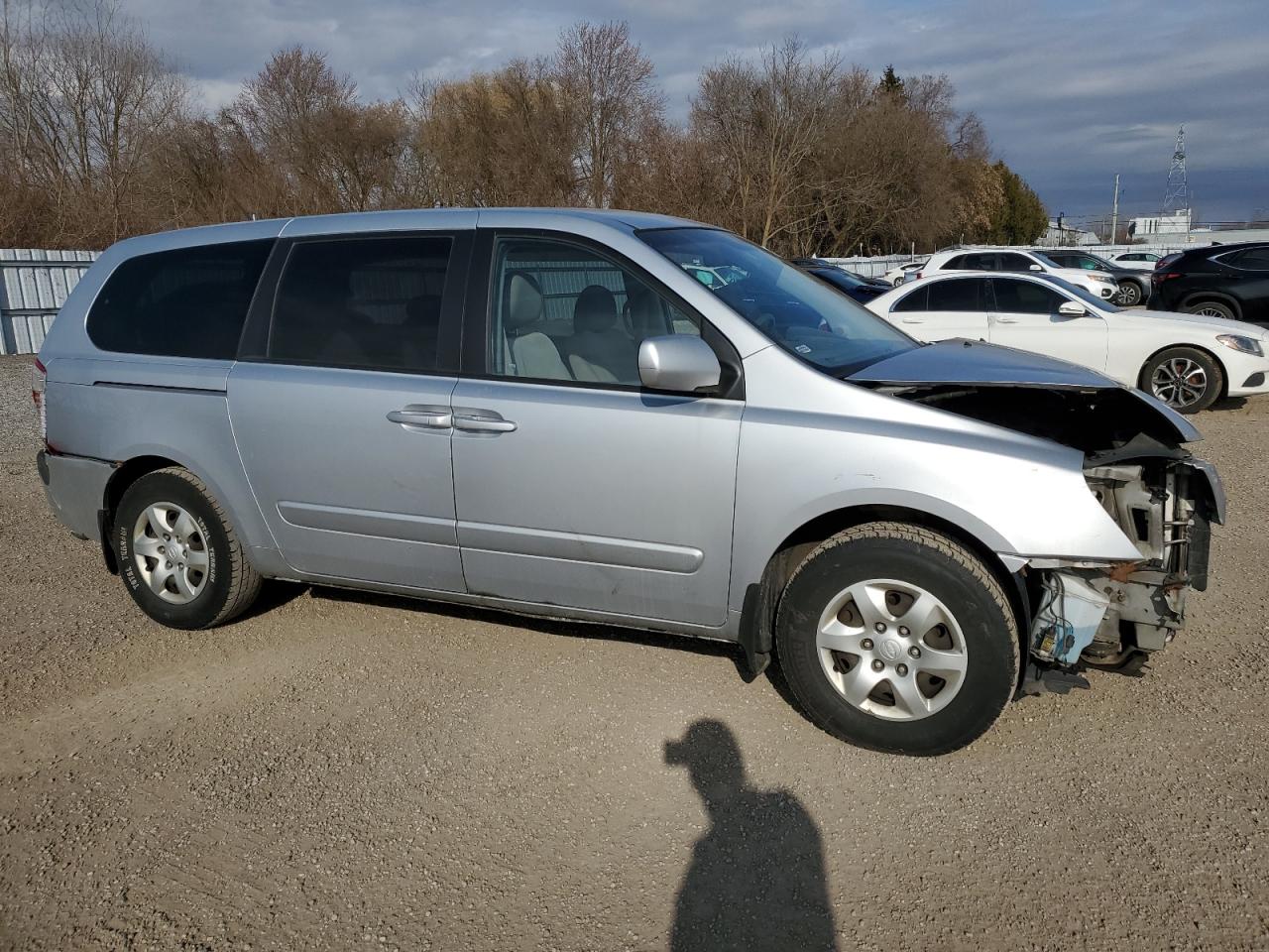 Photo 3 VIN: KNDMB233996288009 - KIA SEDONA 