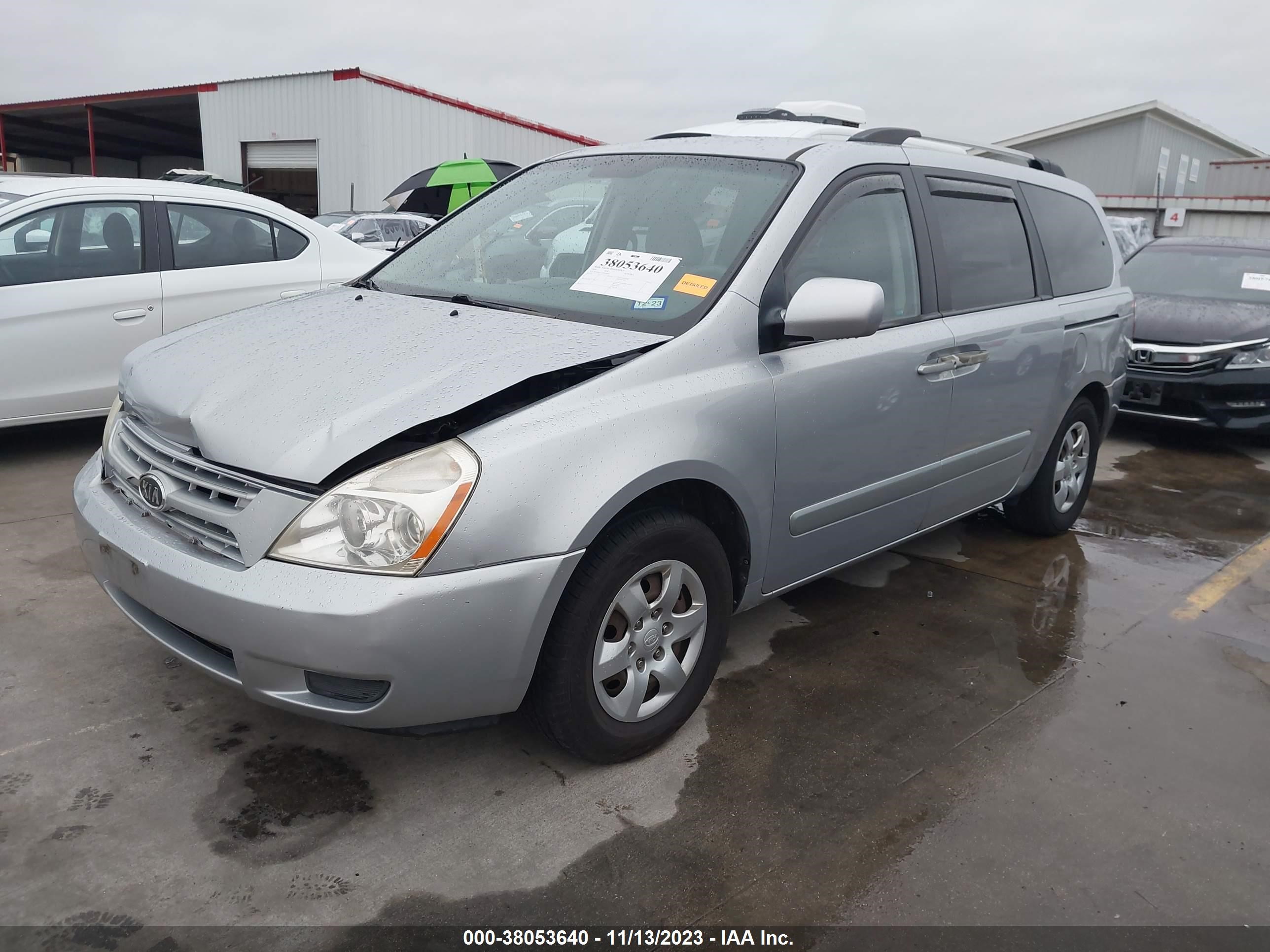 Photo 1 VIN: KNDMB233996308856 - KIA SEDONA 