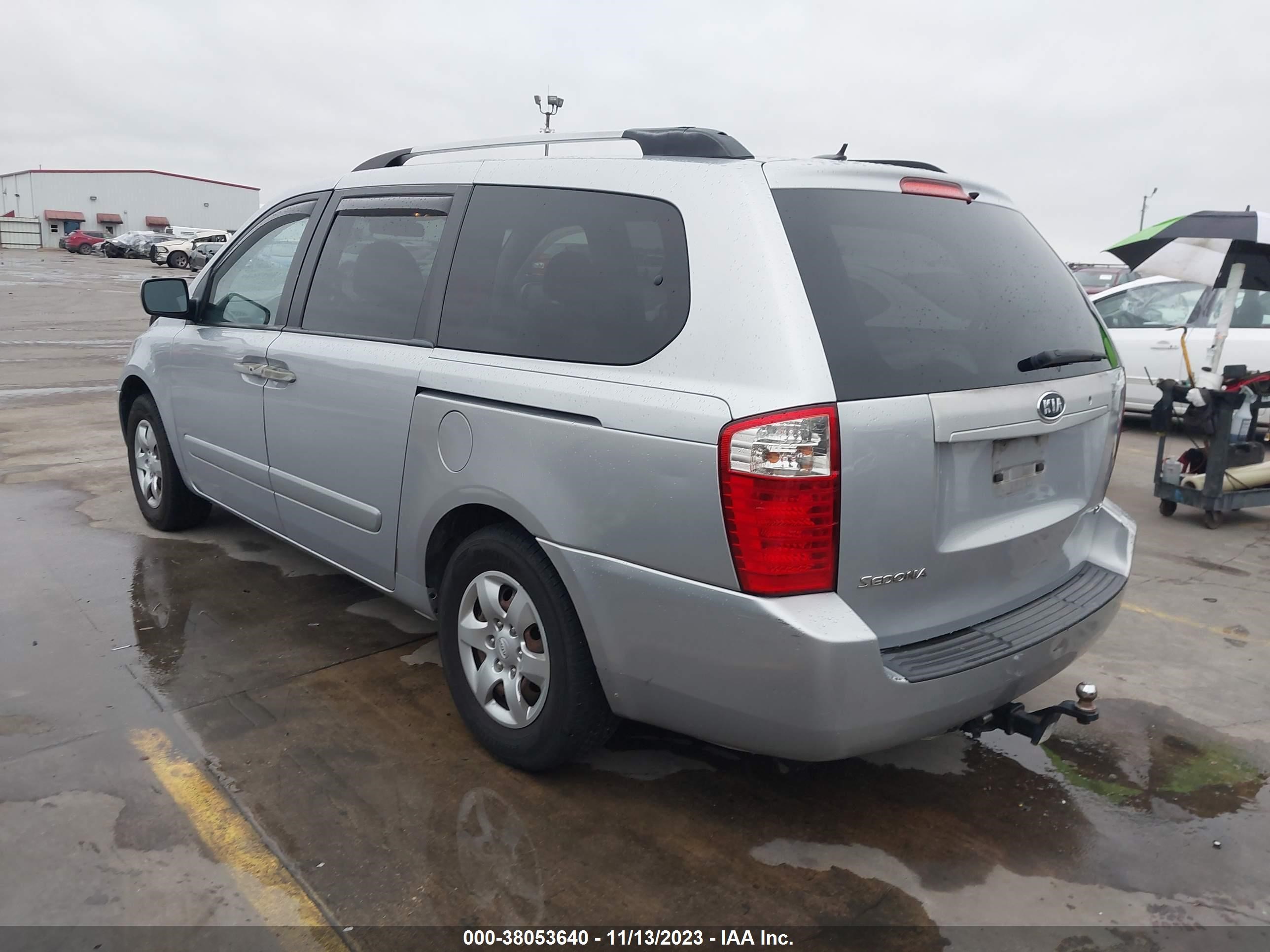 Photo 2 VIN: KNDMB233996308856 - KIA SEDONA 