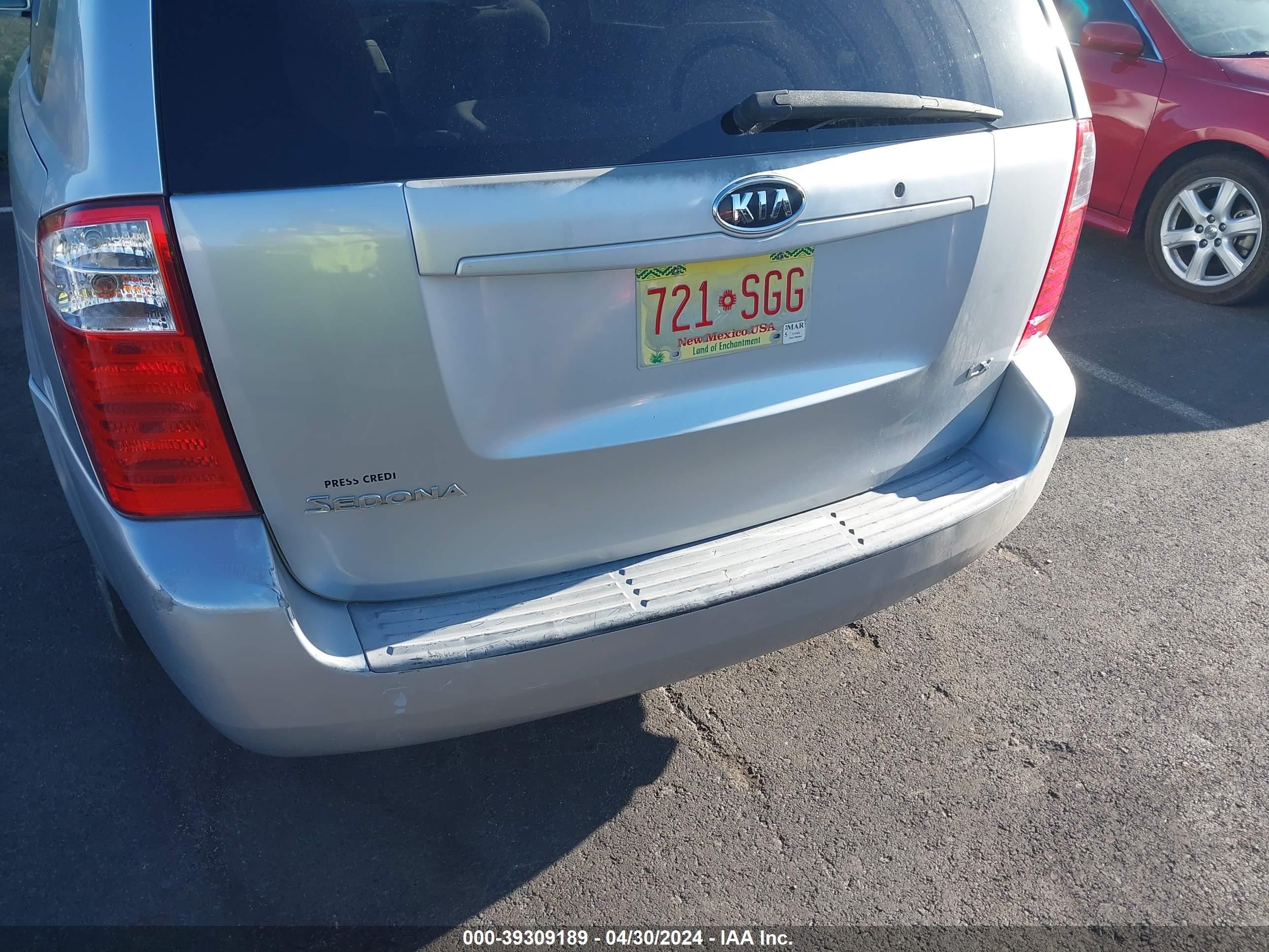 Photo 11 VIN: KNDMB233X76105942 - KIA SEDONA 