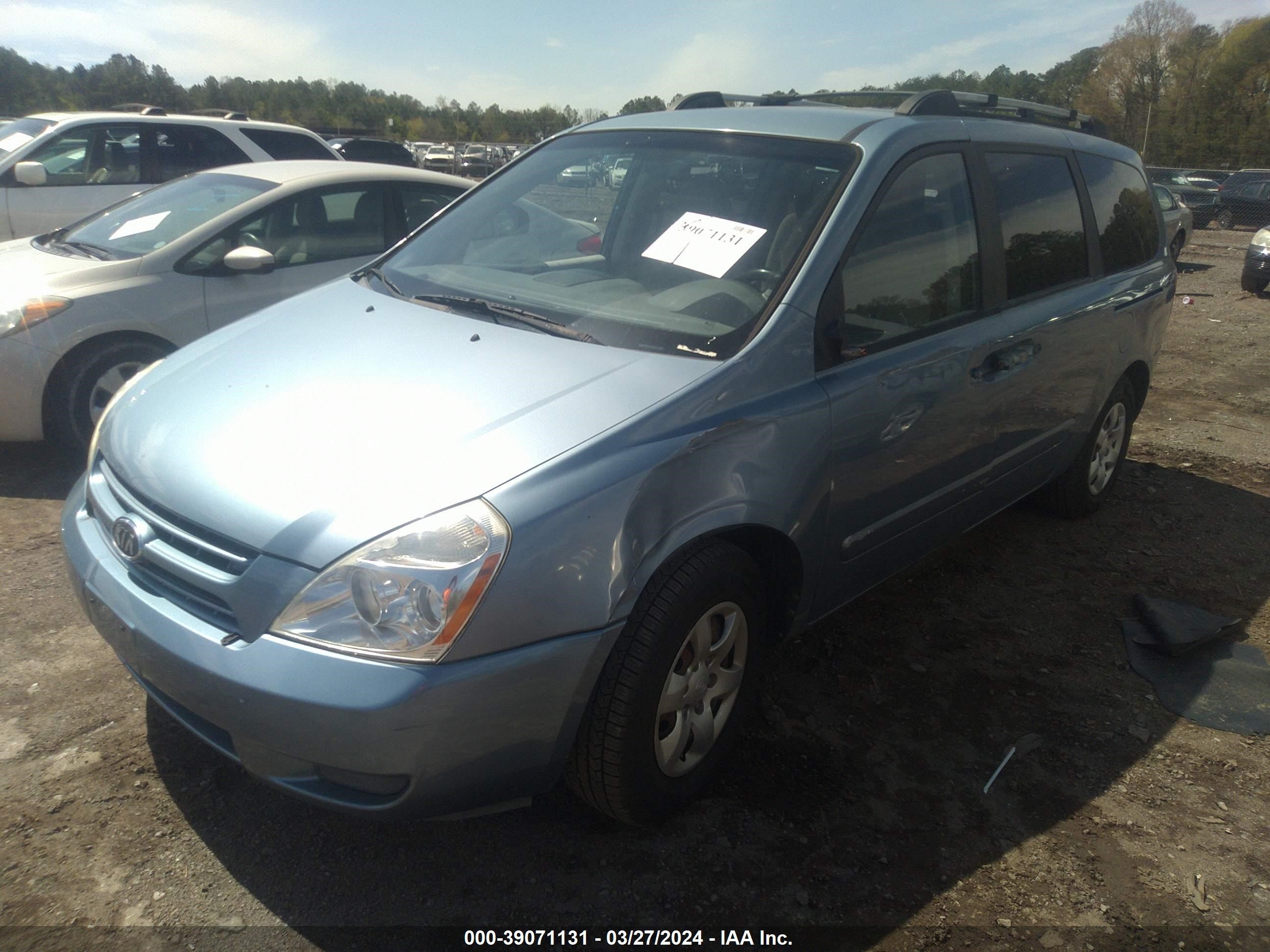 Photo 11 VIN: KNDMB233X86222860 - KIA SEDONA 