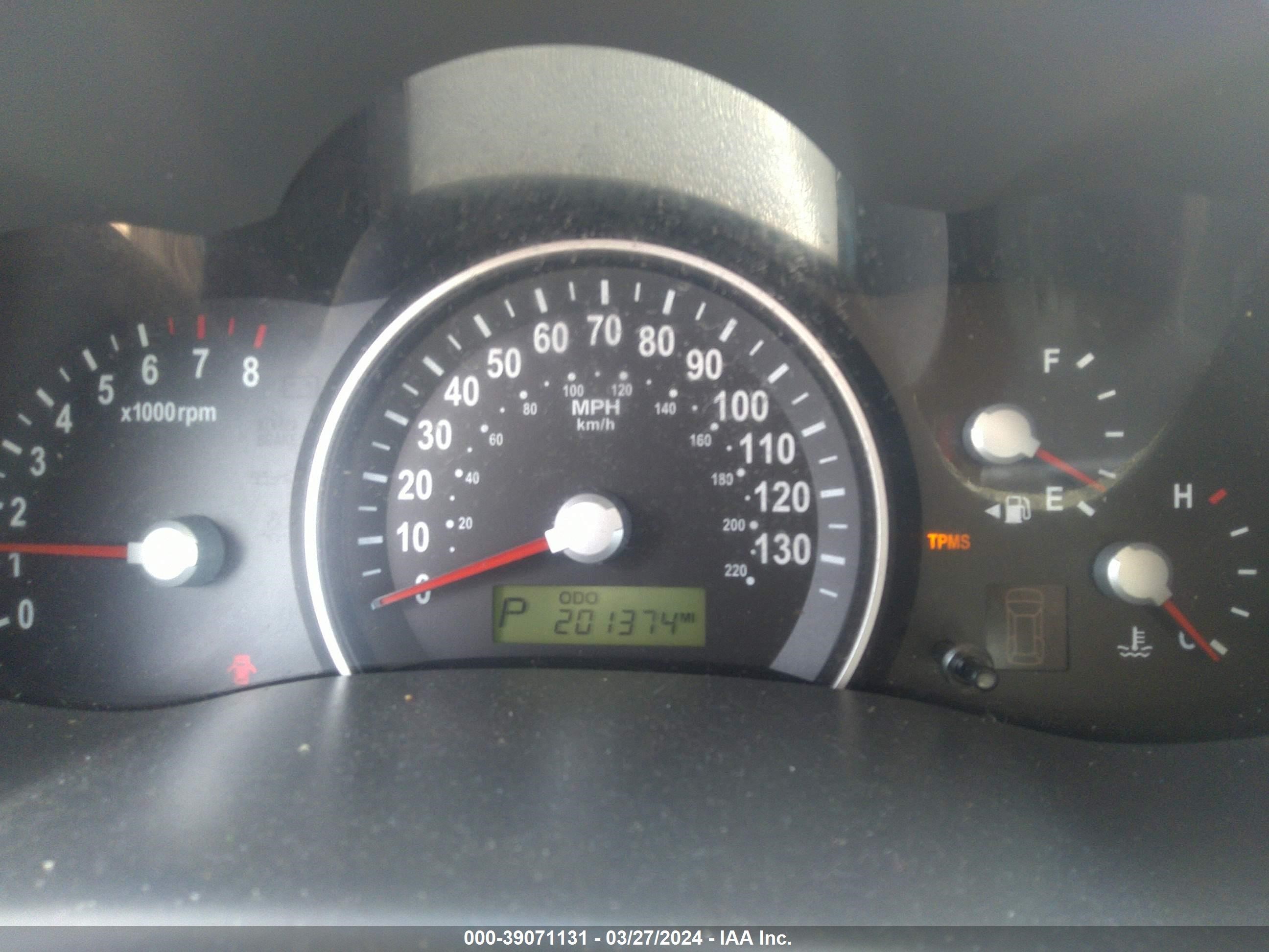 Photo 6 VIN: KNDMB233X86222860 - KIA SEDONA 