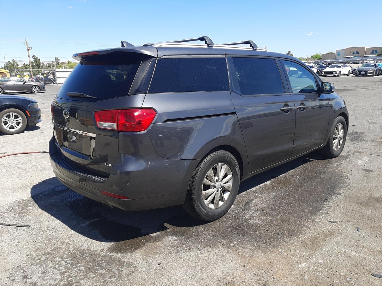 Photo 18 VIN: KNDMB5C10G6159508 - KIA SEDONA LX 