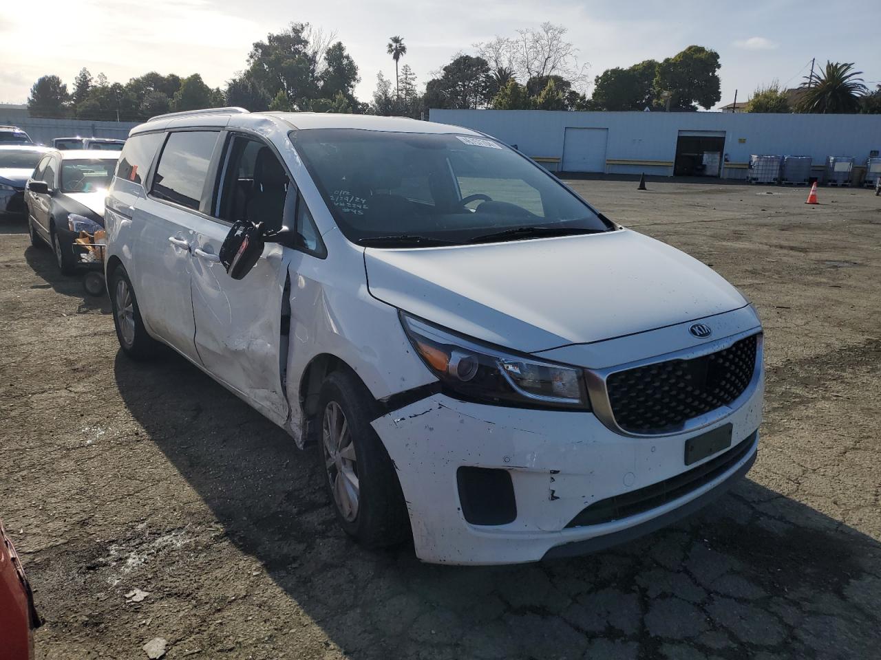 Photo 3 VIN: KNDMB5C10H6242292 - KIA SEDONA 