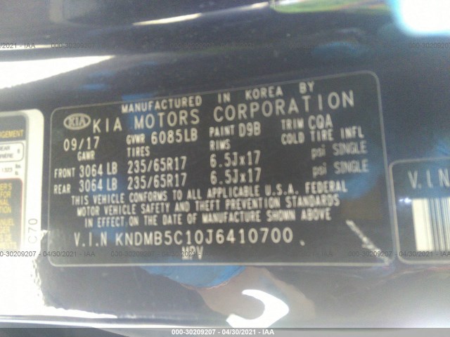 Photo 8 VIN: KNDMB5C10J6410700 - KIA SEDONA 