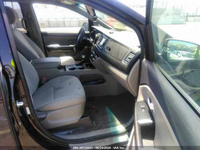 Photo 4 VIN: KNDMB5C10K6559352 - KIA SEDONA 