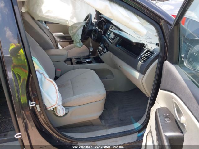 Photo 4 VIN: KNDMB5C10L6600709 - KIA SEDONA 