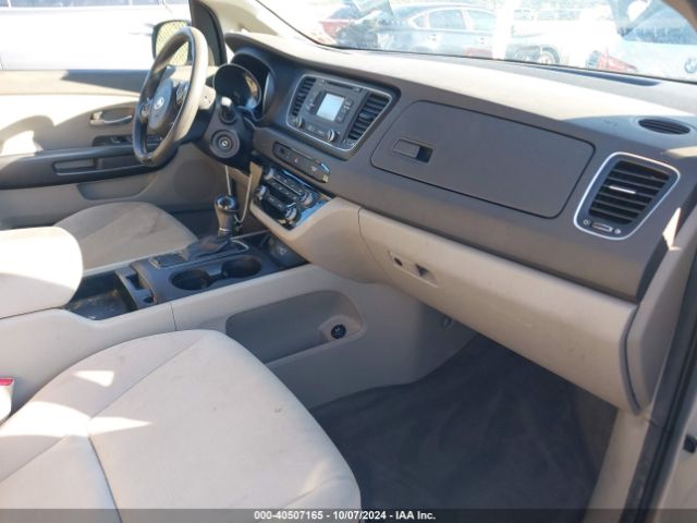 Photo 4 VIN: KNDMB5C11F6042048 - KIA SEDONA 