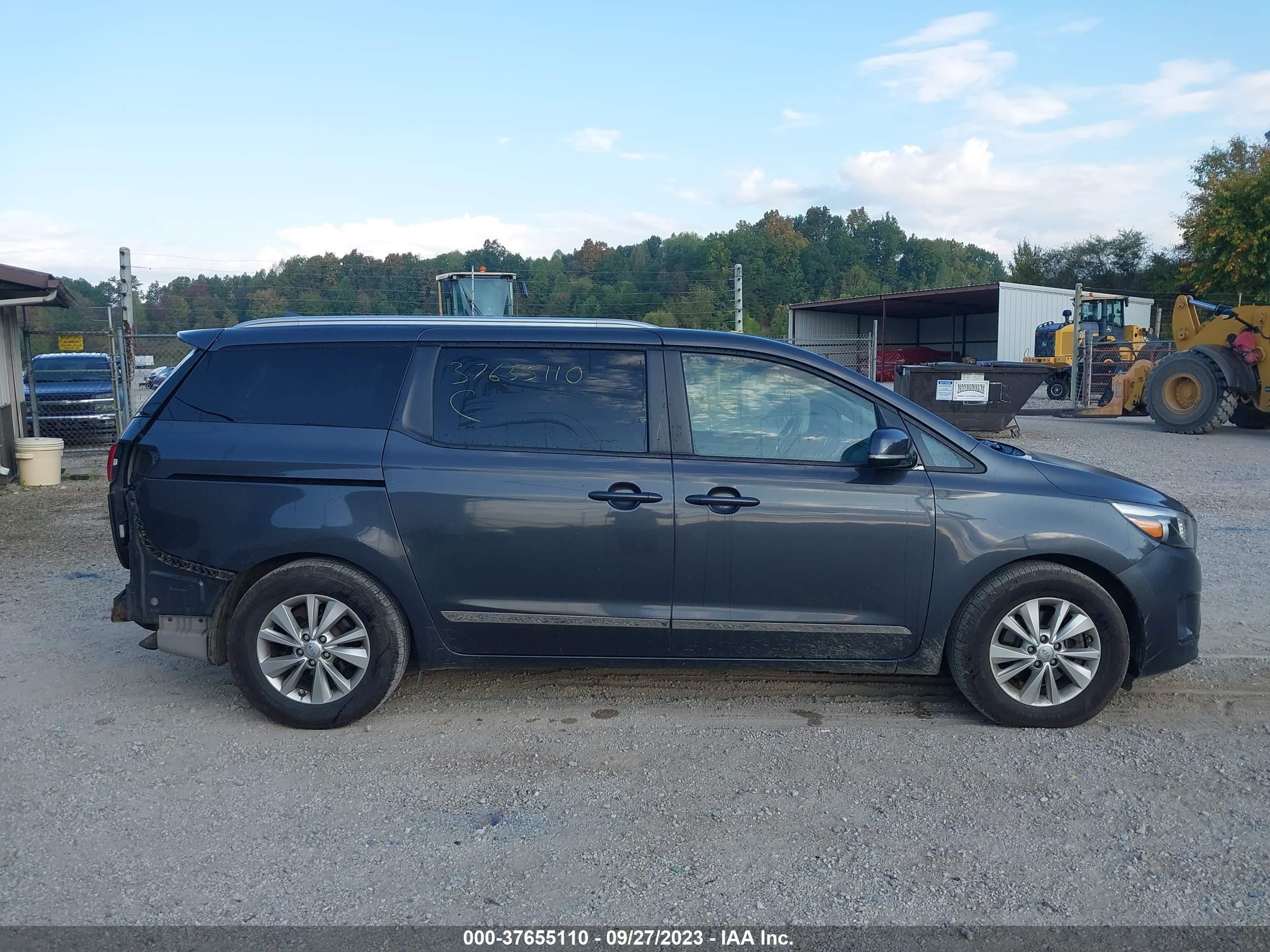 Photo 13 VIN: KNDMB5C11G6090554 - KIA SEDONA 