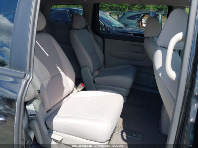 Photo 7 VIN: KNDMB5C11G6120717 - KIA SEDONA 