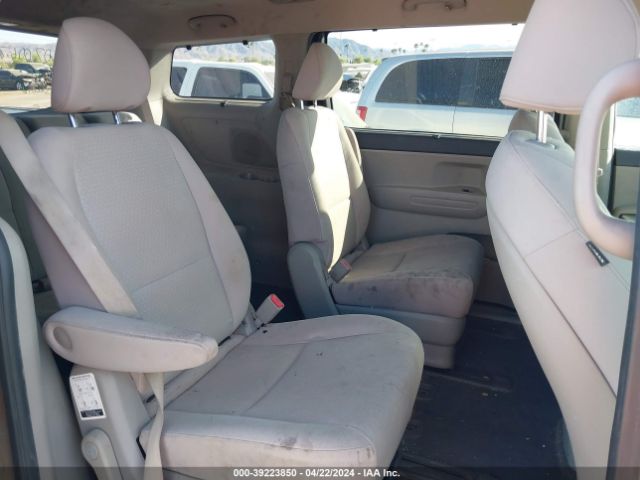 Photo 7 VIN: KNDMB5C11G6134231 - KIA SEDONA 