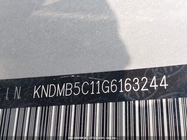 Photo 8 VIN: KNDMB5C11G6163244 - KIA SEDONA 