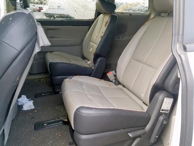 Photo 5 VIN: KNDMB5C11H6237165 - KIA SEDONA LX 