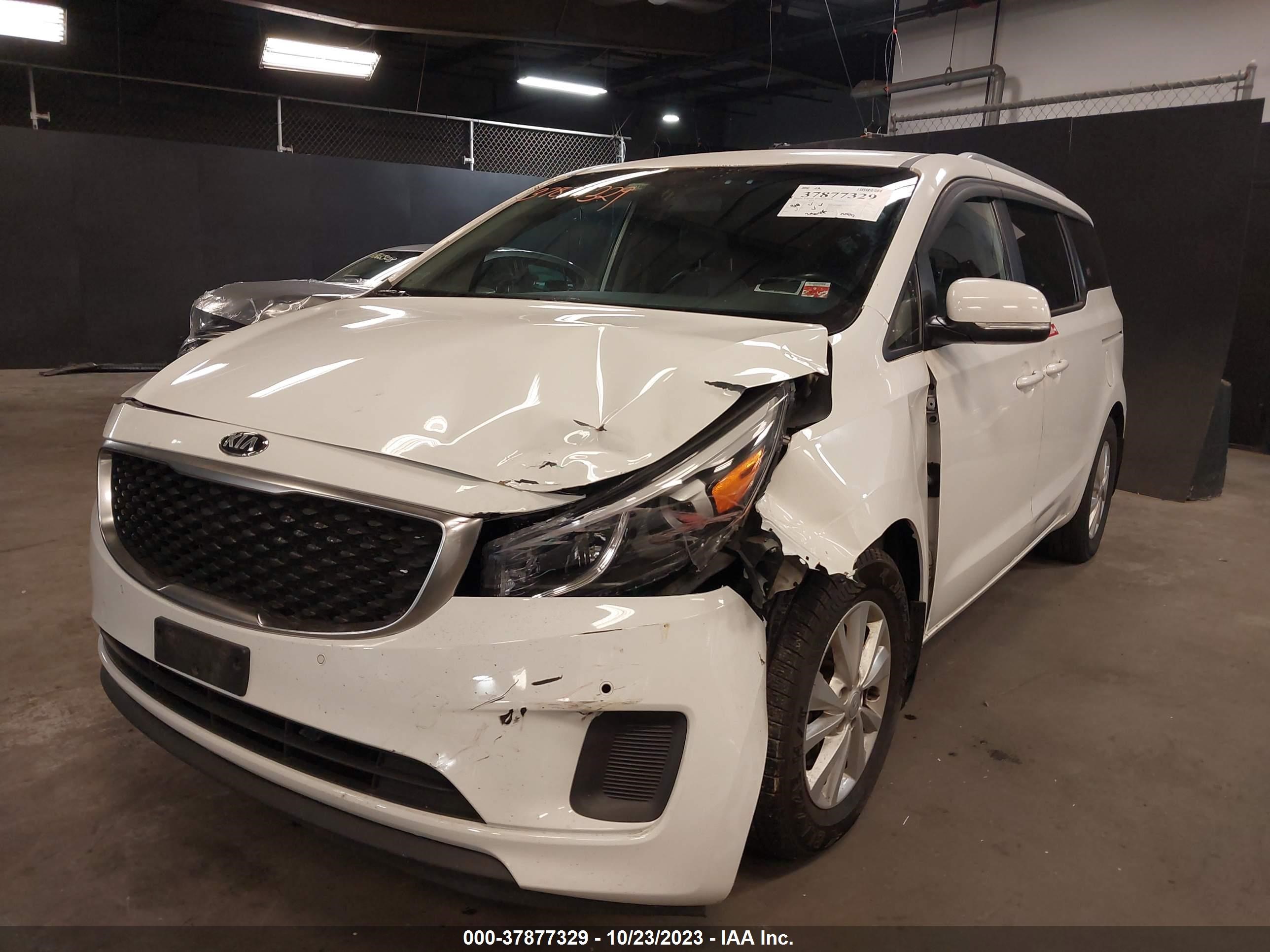 Photo 1 VIN: KNDMB5C11H6310163 - KIA SEDONA 