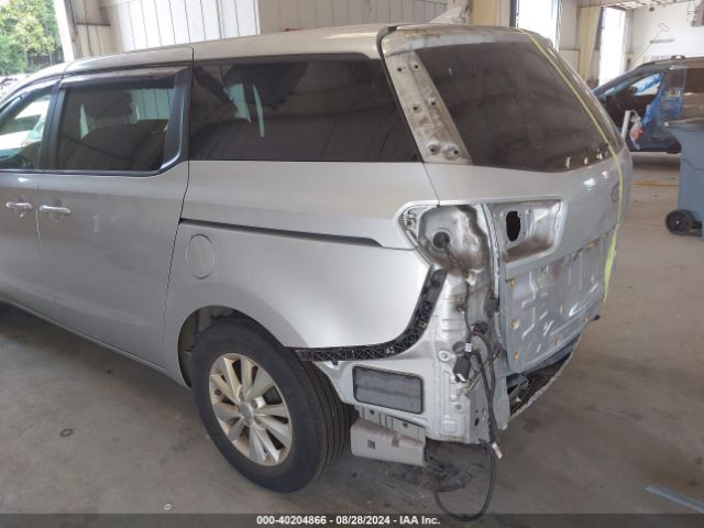 Photo 5 VIN: KNDMB5C11J6398542 - KIA SEDONA 