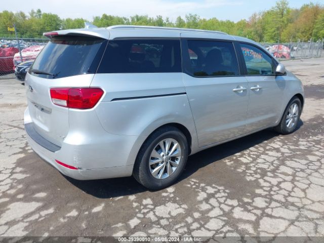 Photo 3 VIN: KNDMB5C12F6057142 - KIA SEDONA 