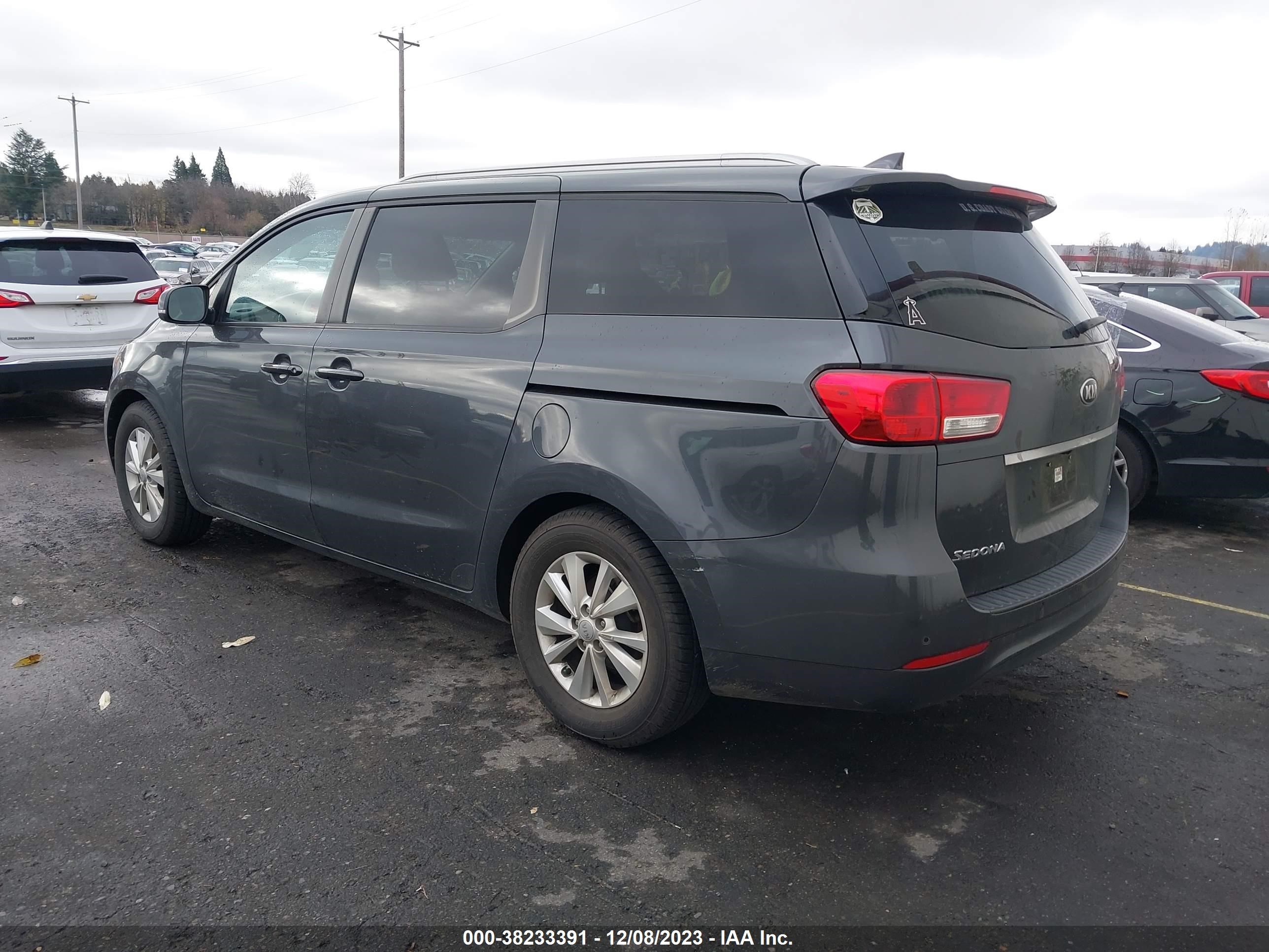 Photo 2 VIN: KNDMB5C12G6151667 - KIA SEDONA 