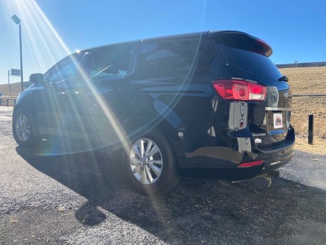 Photo 3 VIN: KNDMB5C12H6217734 - KIA SEDONA LX 