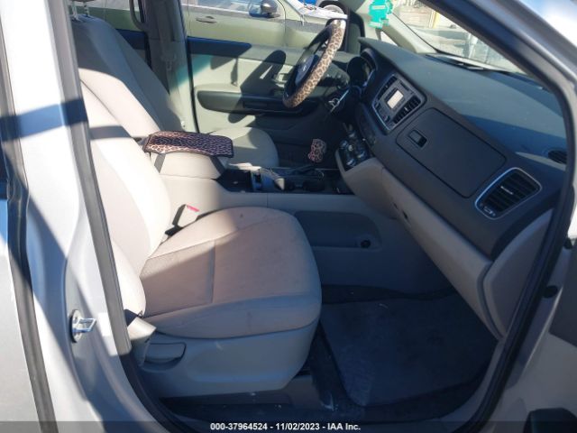 Photo 4 VIN: KNDMB5C12H6224425 - KIA SEDONA 