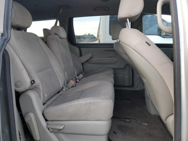 Photo 10 VIN: KNDMB5C12H6231343 - KIA SEDONA 