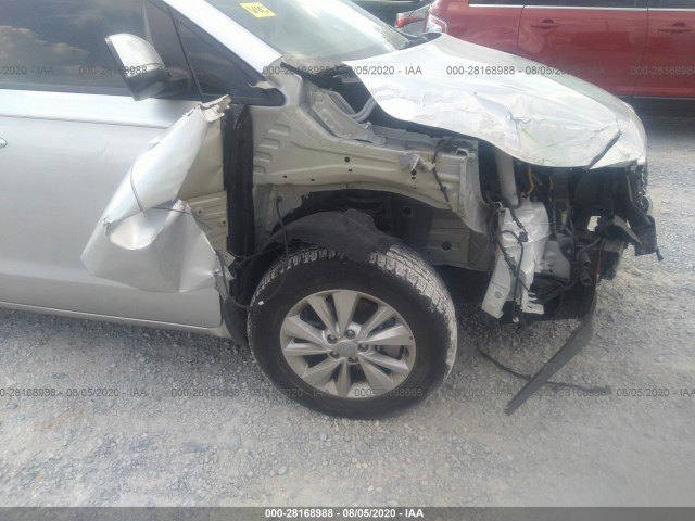 Photo 5 VIN: KNDMB5C12H6305909 - KIA SEDONA 